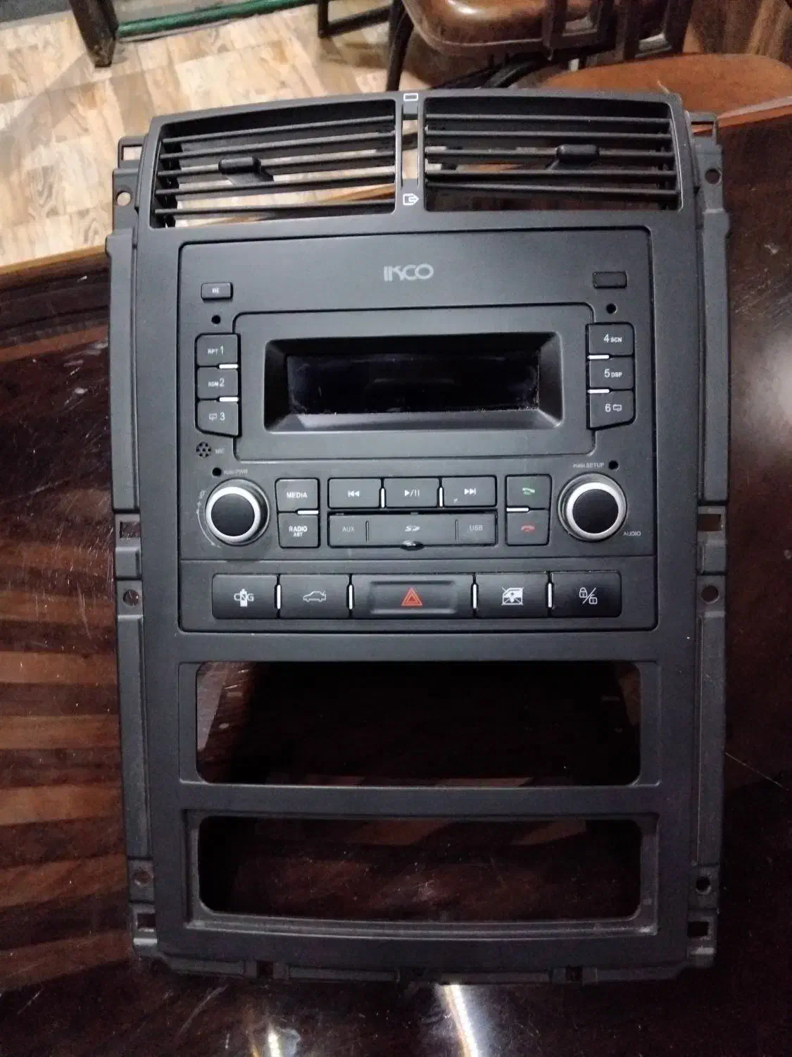 ضبط فابریک پژو پرشیا نو|قطعات یدکی و لوازم جانبی|رباط‌کریم, رباط‌کریم|دیوار