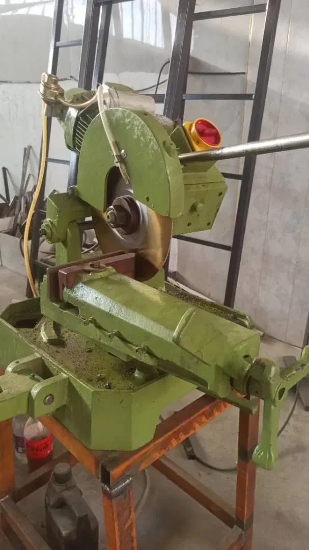 آره صابونی تک فاز.کاملا سالم و آماده به کار|ماشینآلات صنعتی|شیراز, گچی|دیوار