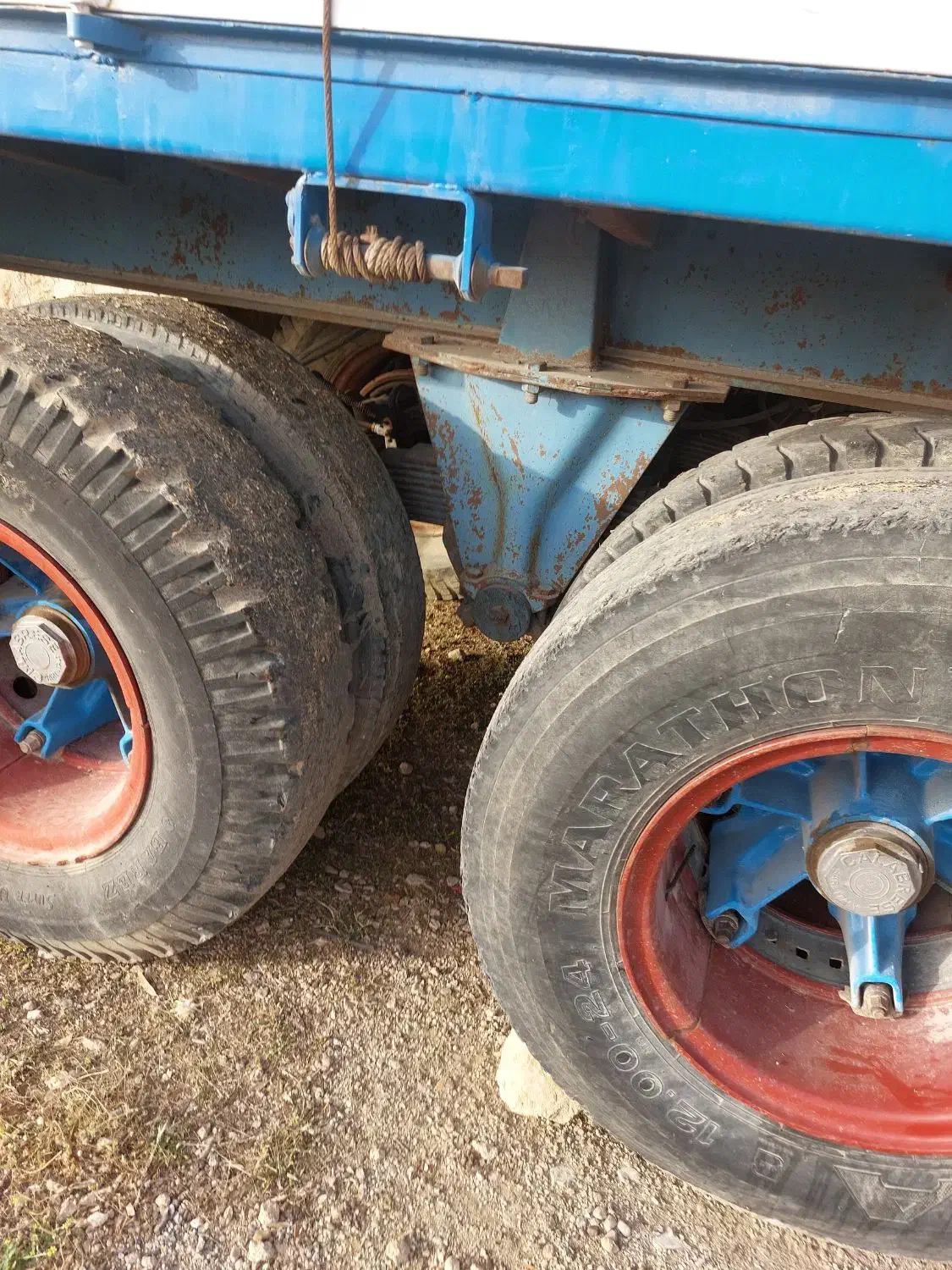 لبه دومحور|خودرو سنگین|سرپل ذهاب, |دیوار