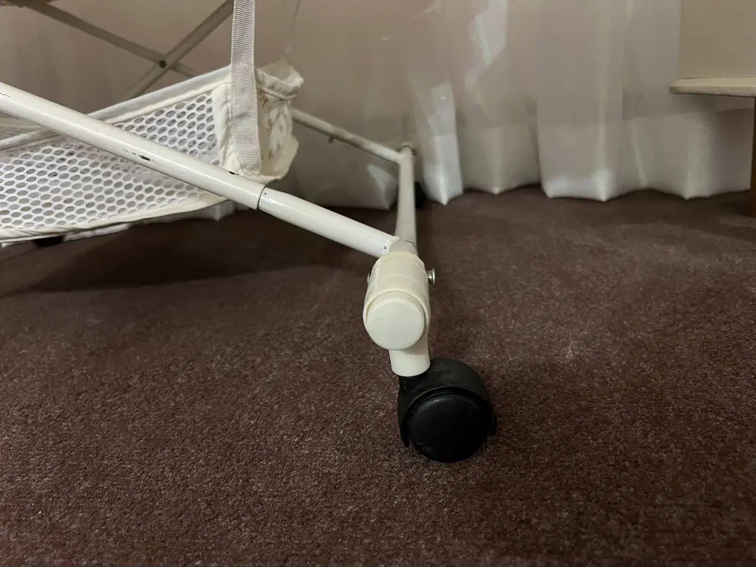 گهواره تا شو در حد نو قیمت ۱۷۰۰ تخفیف پای معامله|تخت و صندلی بچه|قیدار, |دیوار