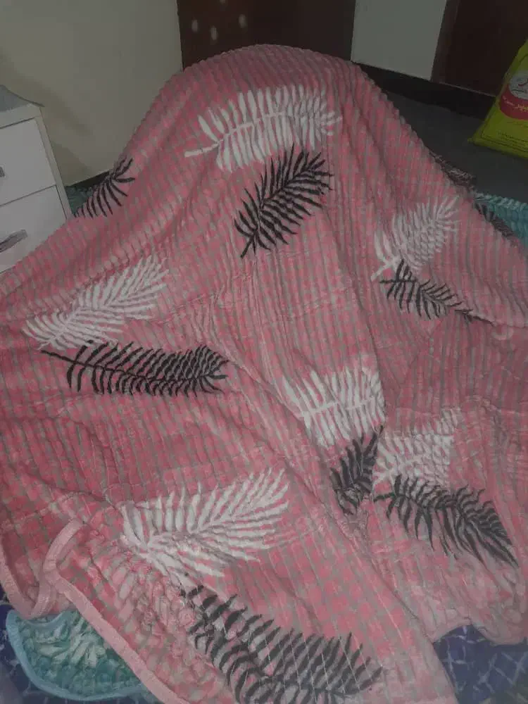 فروش عمده پتو مسافرتی|رختخواب، بالش، پتو|تهران, بازار|دیوار