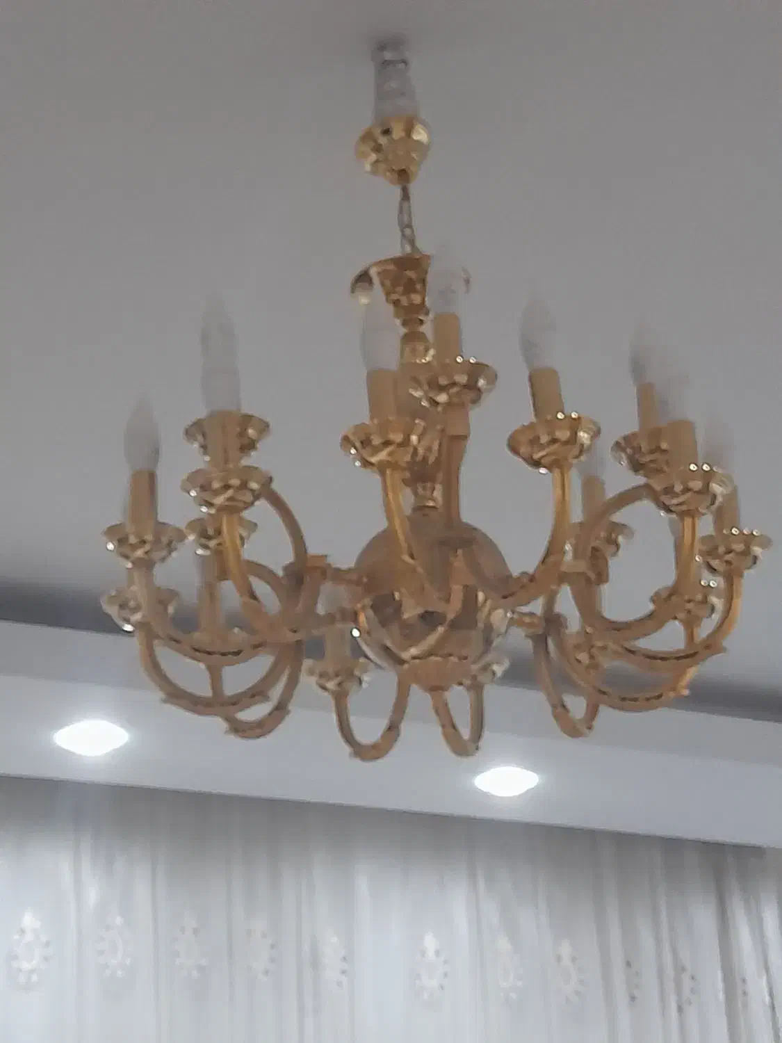 لوستر طلایی شش شاخه سالم|لوستر و چراغ آویز|خاوران, |دیوار