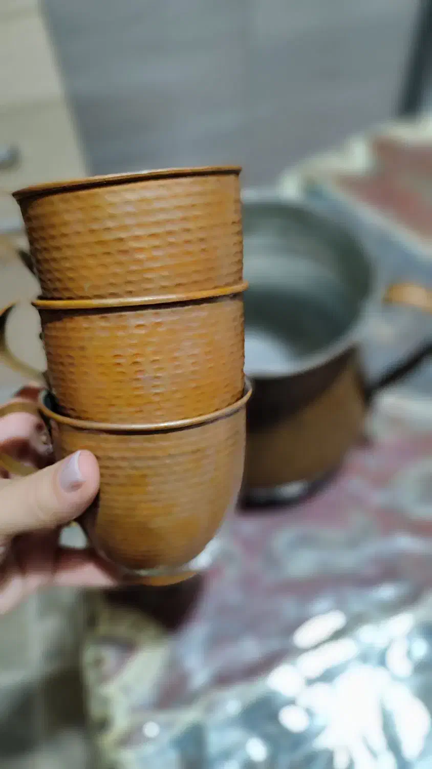 پارچ و لیوان مسی|ظروف پخت‌وپز|ورامین, ورامین|دیوار