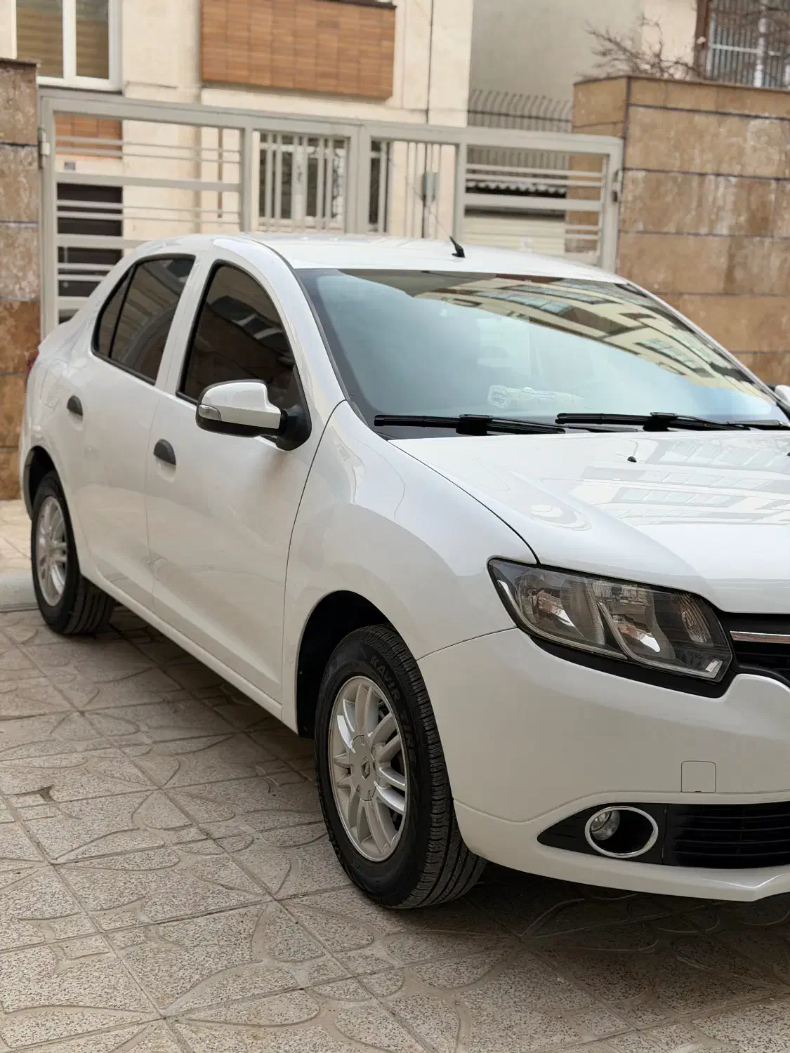 رنو سیمبل مدل 2017|خودرو سواری و وانت|همدان, |دیوار