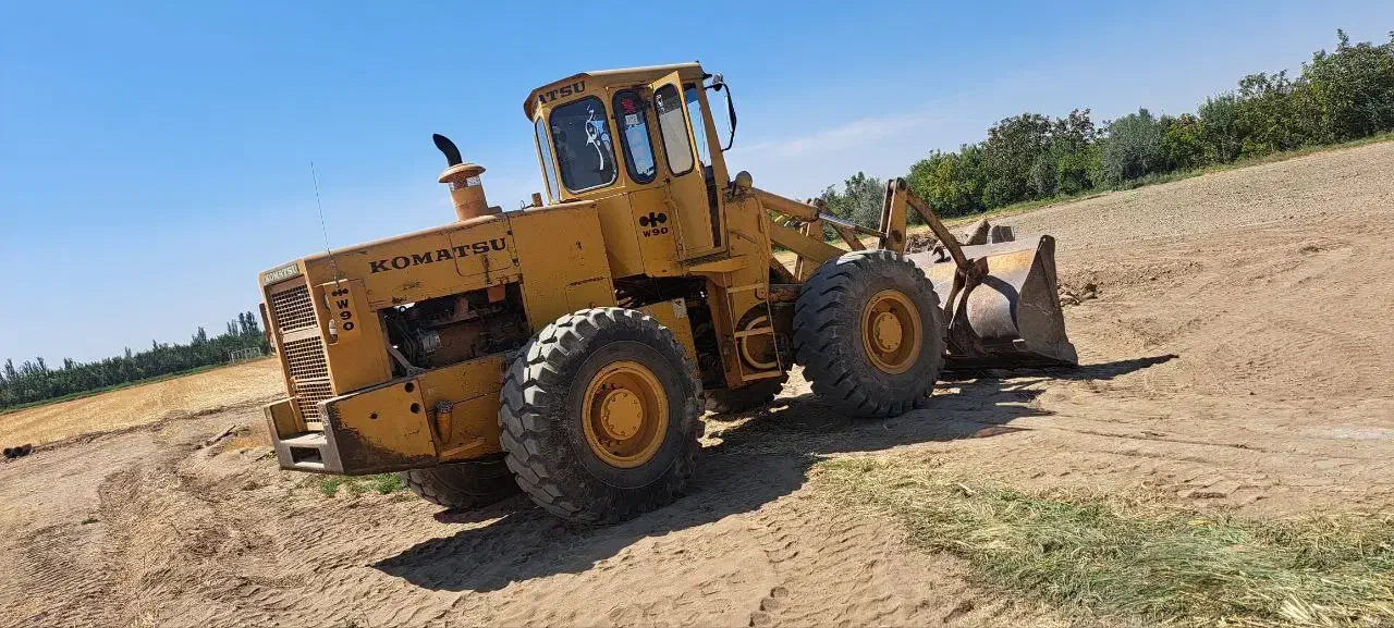 لودر کوماتسو 90|خودرو سنگین|میاندوآب, |دیوار