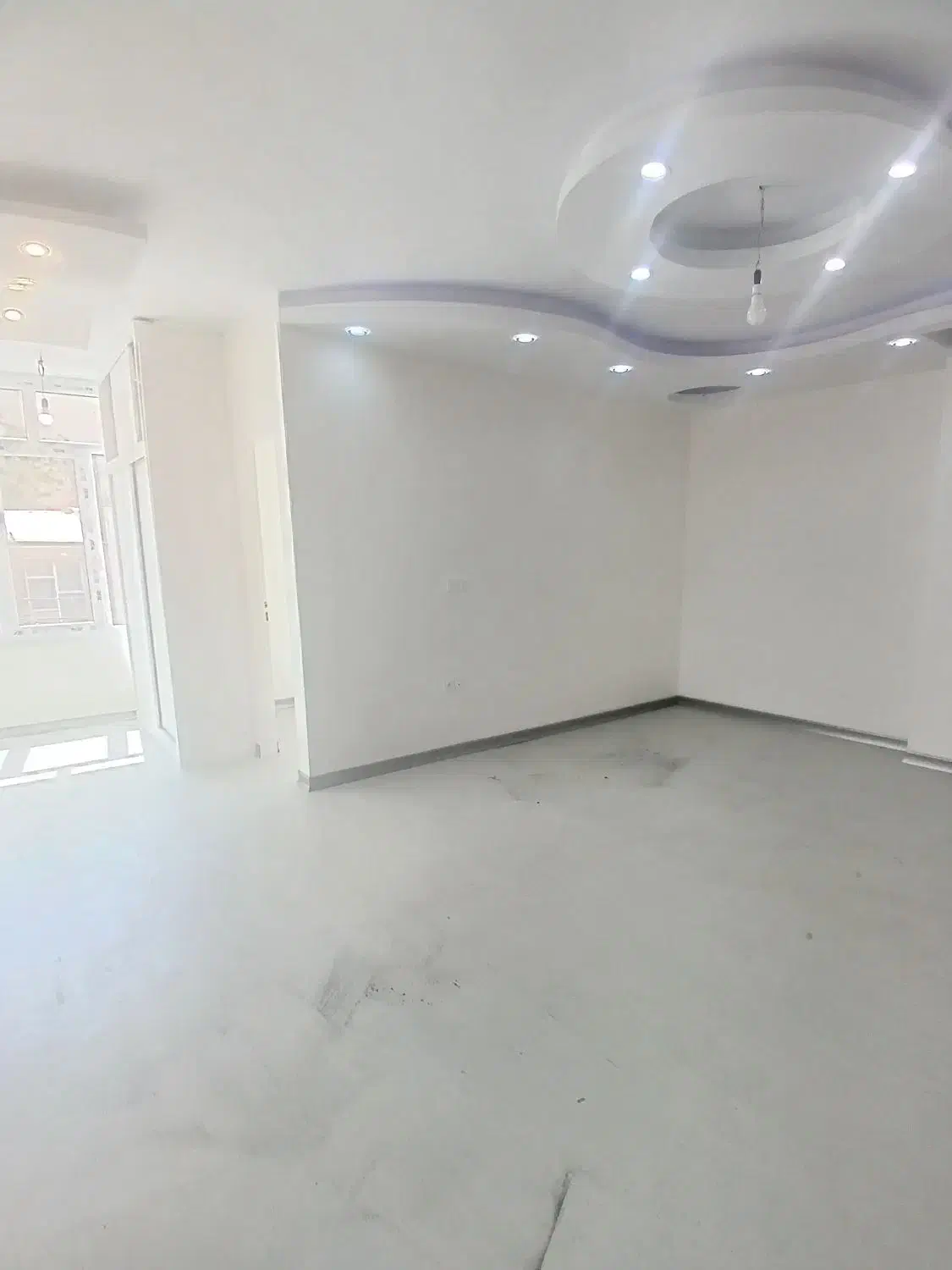 ۵۳متر ۱خ طبقه اول بازسازی شده در ستارخان خ شادمان