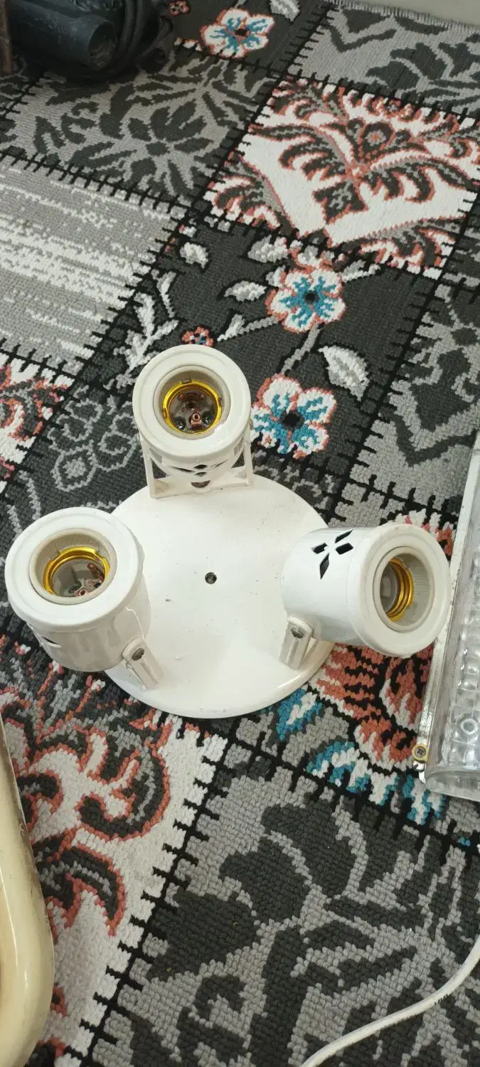 چراغ ۳شعله|لامپ و چراغ|رشت, جانبازان|دیوار