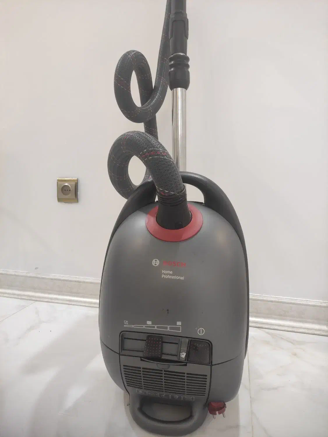 جاروبرقی بوش آلمان BSG6PRO1/15|جاروبرقی، جارو شارژی، بخارشو|تهران, اختیاریه|دیوار
