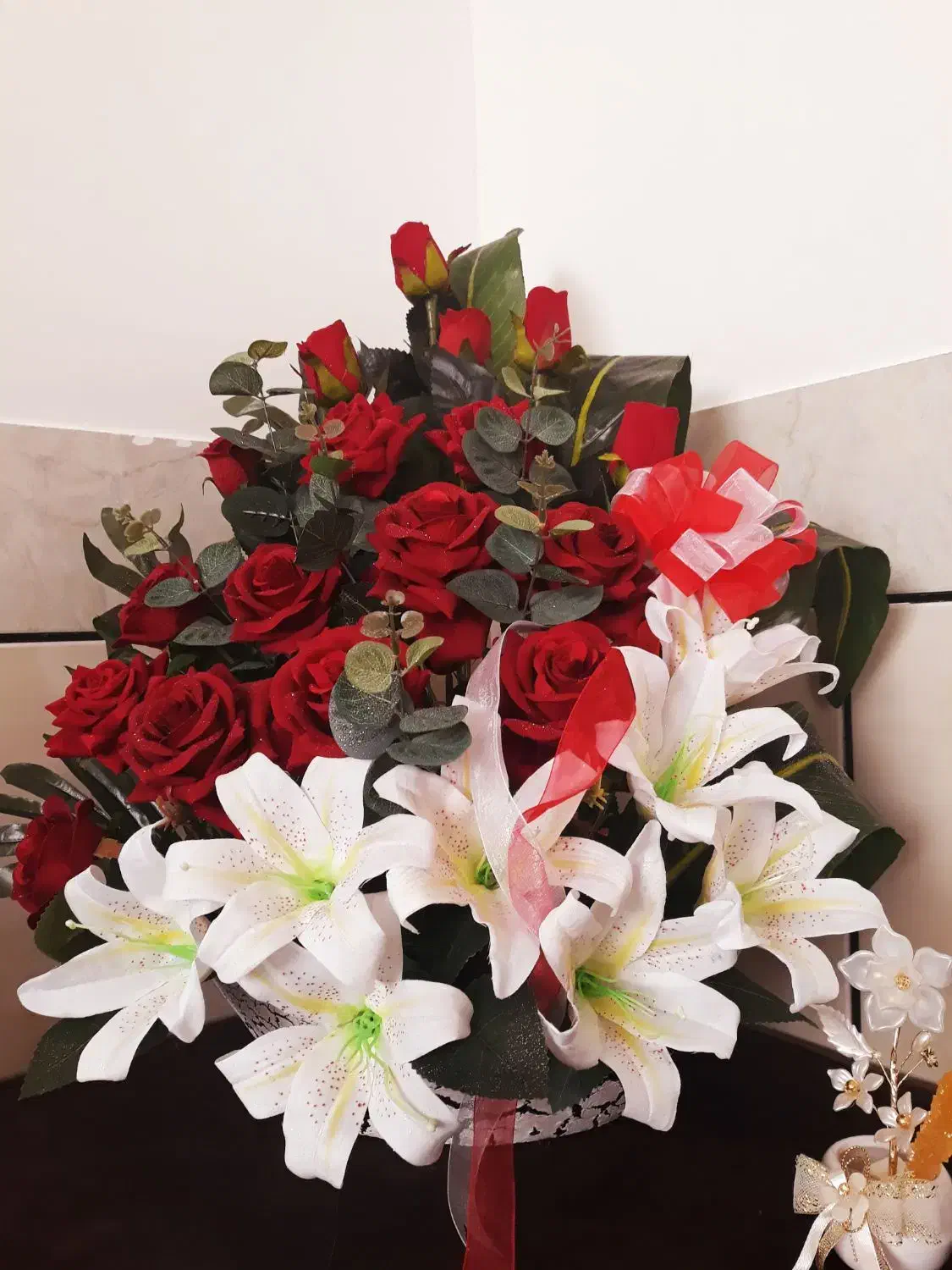 گل خاستگاری|گل مصنوعی|قائن, |دیوار