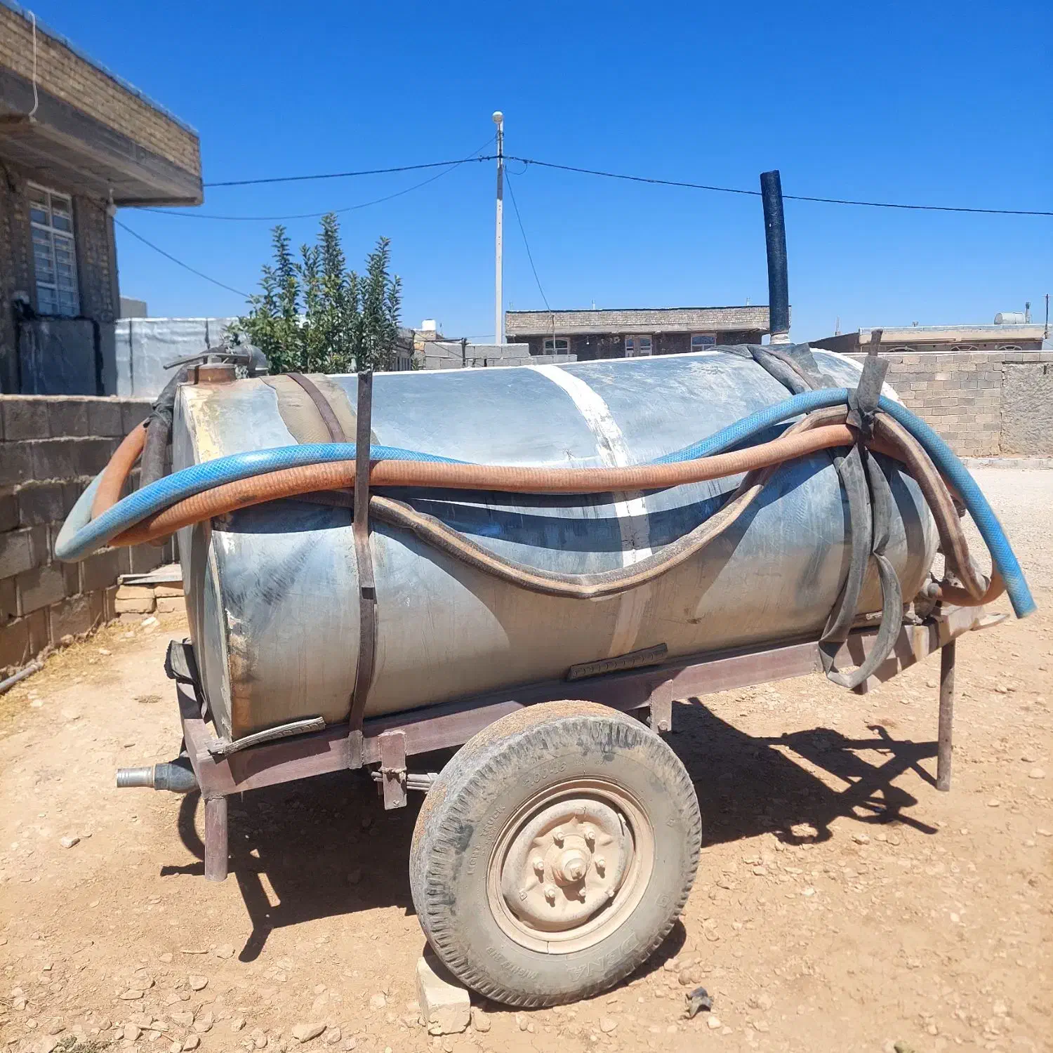 تانکر آبی|ابزارآلات|خفر, |دیوار