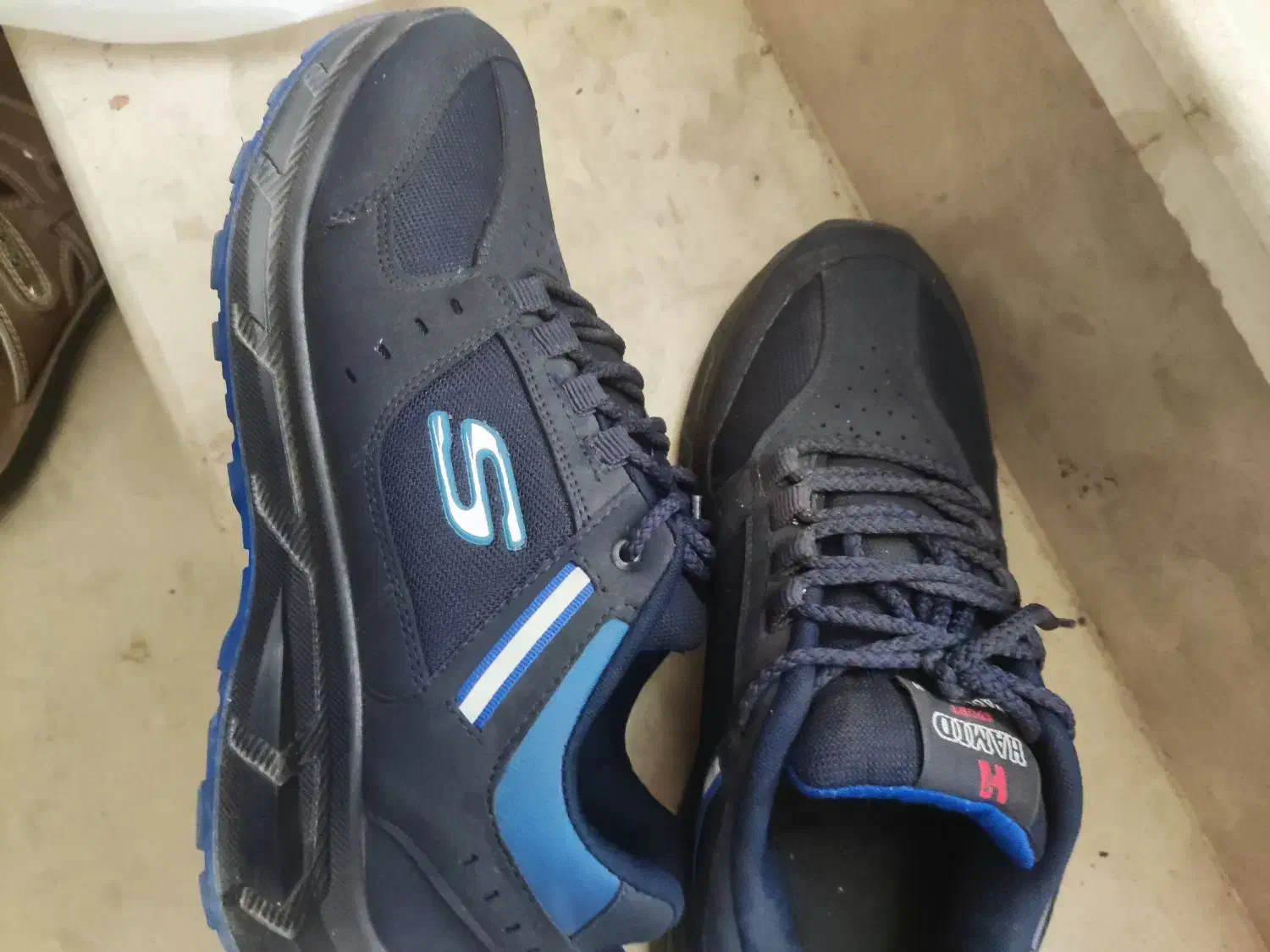 کفش نو|کیف، کفش، کمربند|نجف‌آباد, گلدشت|دیوار