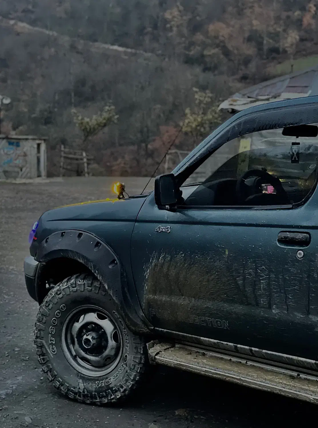 پیکاپ ۸۱ فوق العاده سالم و درحد|خودرو سواری و وانت|رشت, پل تالشان|دیوار