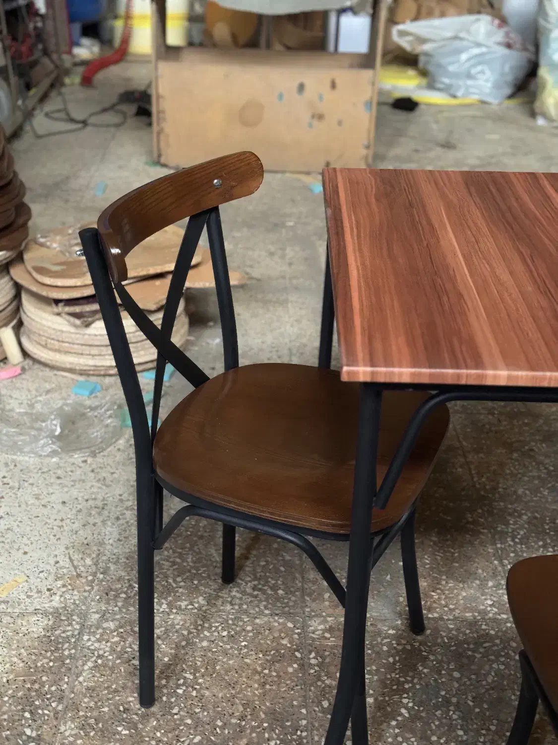 میز نهار خوری رستورانی لهستانی|میز و صندلی غذاخوری|تهران, شهرک ولیعصر جنوبی|دیوار