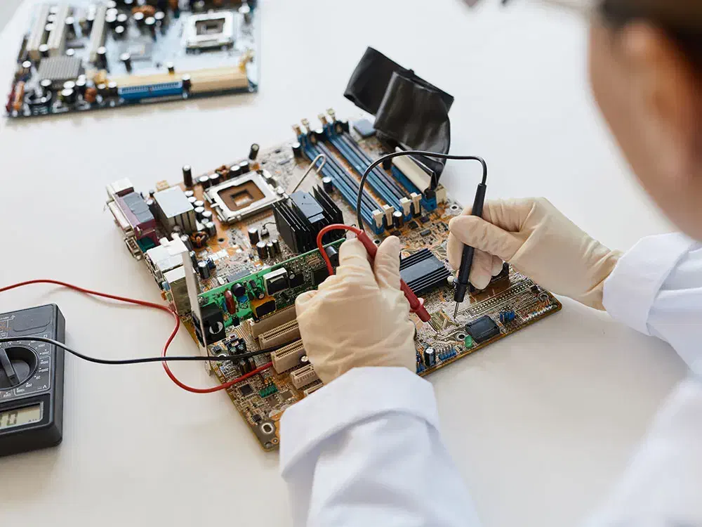 خدمات تخصصی نرمافزار و سختافزار (در محل)|خدمات رایانهای و موبایل|سمنان, |دیوار