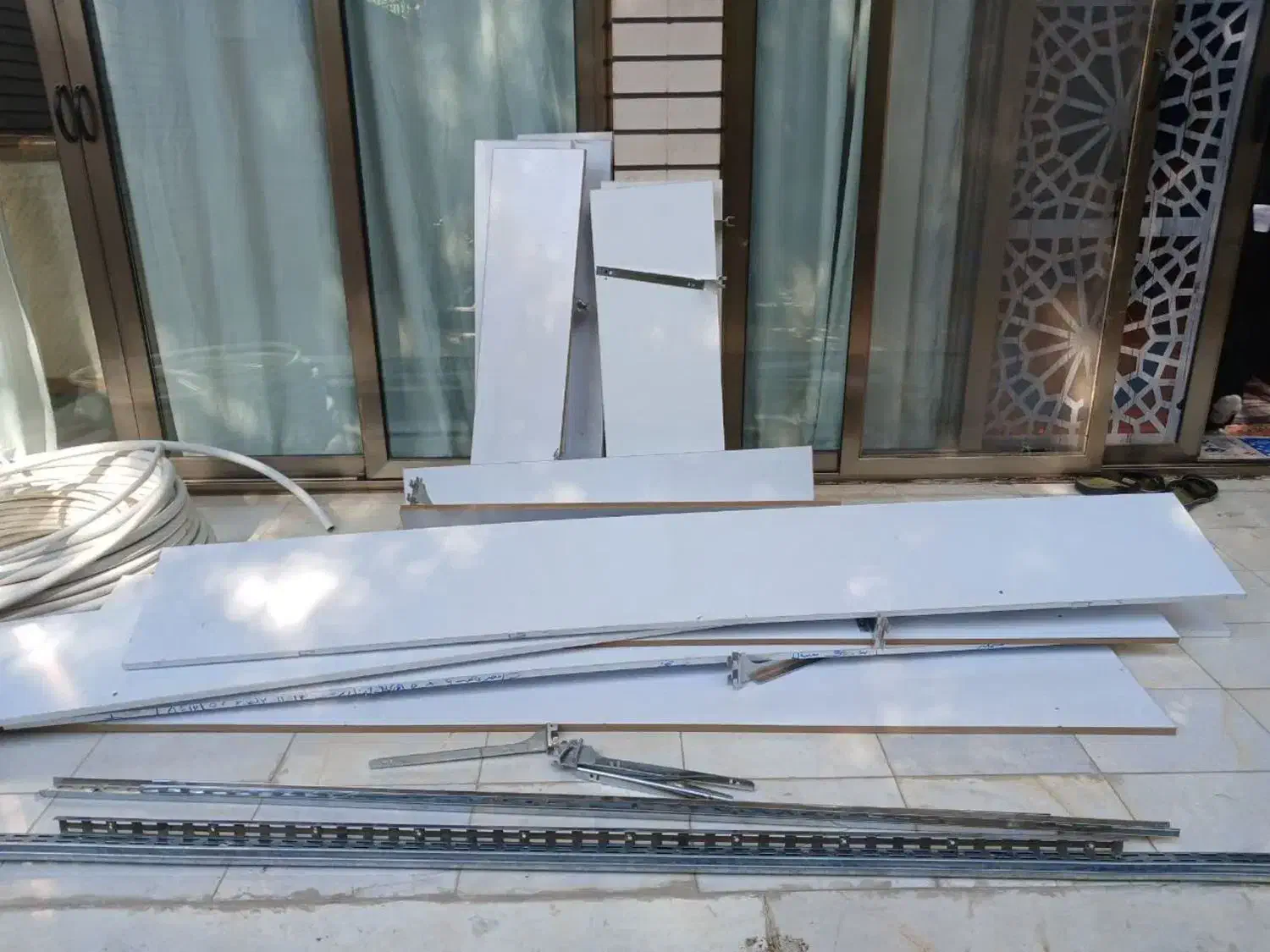 قفسه .طبقه ام دی اف فروشگاهی|کتابخانه، شلف، قفسه‌های دیواری|اصفهان, باغ کاران|دیوار