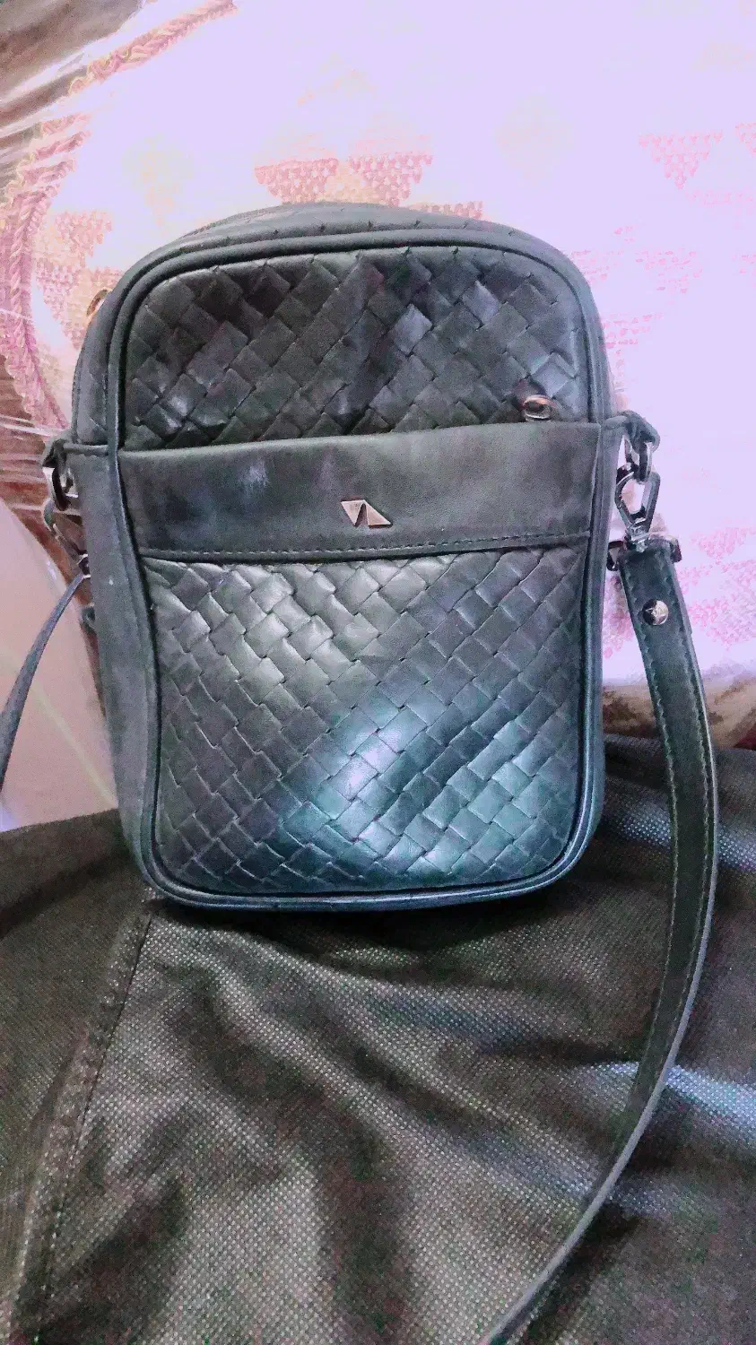 کیف رودوشی زنانه چرم مشهد|کیف، کفش، کمربند|اصفهان, سرشبادران|دیوار