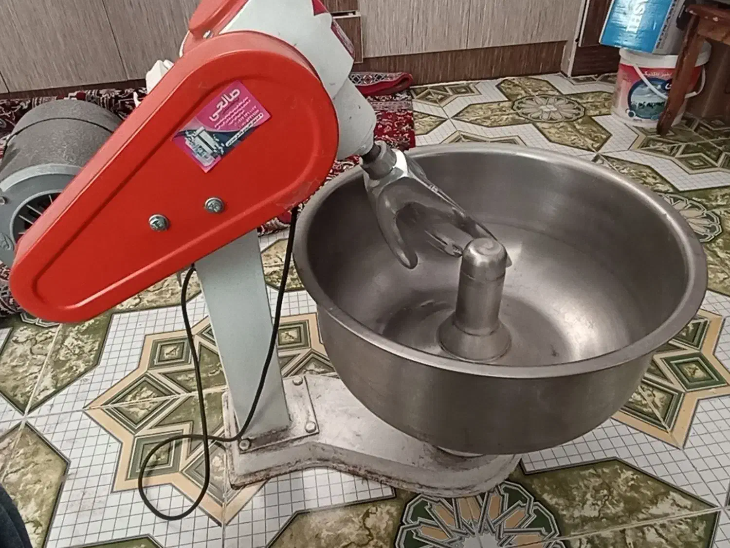 دستگاه خمیر گردون تا حالا استفاده نشده|ماشین‌آلات صنعتی|داراب, |دیوار