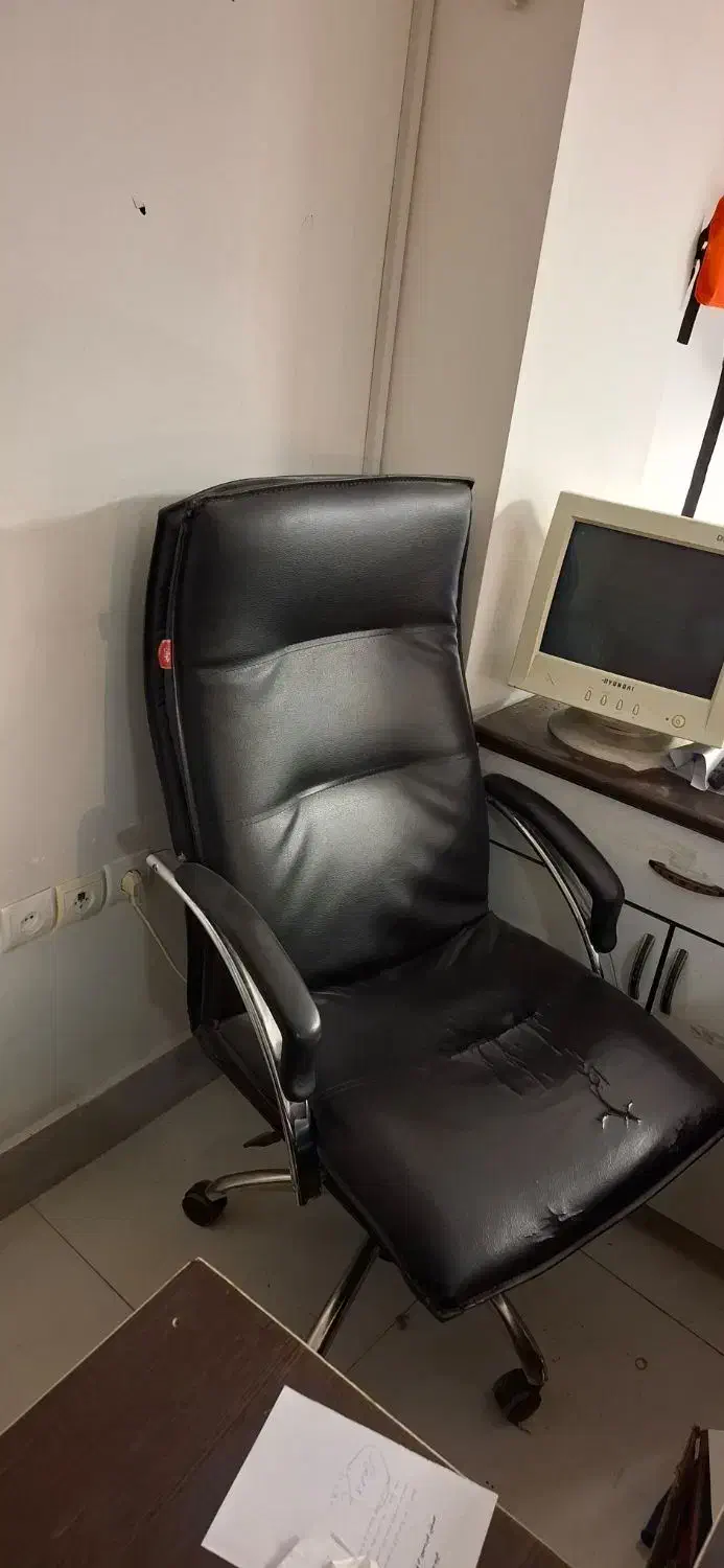 صندلی مدیریتی و صندلی انتظار|مبلمان اداری|جلفا, |دیوار