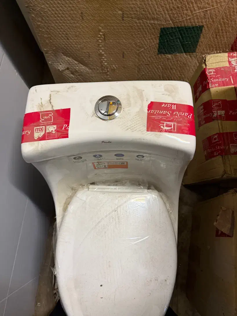 فروش ۶ عدد فرنگی آکبند|لوازم سرویس بهداشتی|تهران, مجیدیه|دیوار