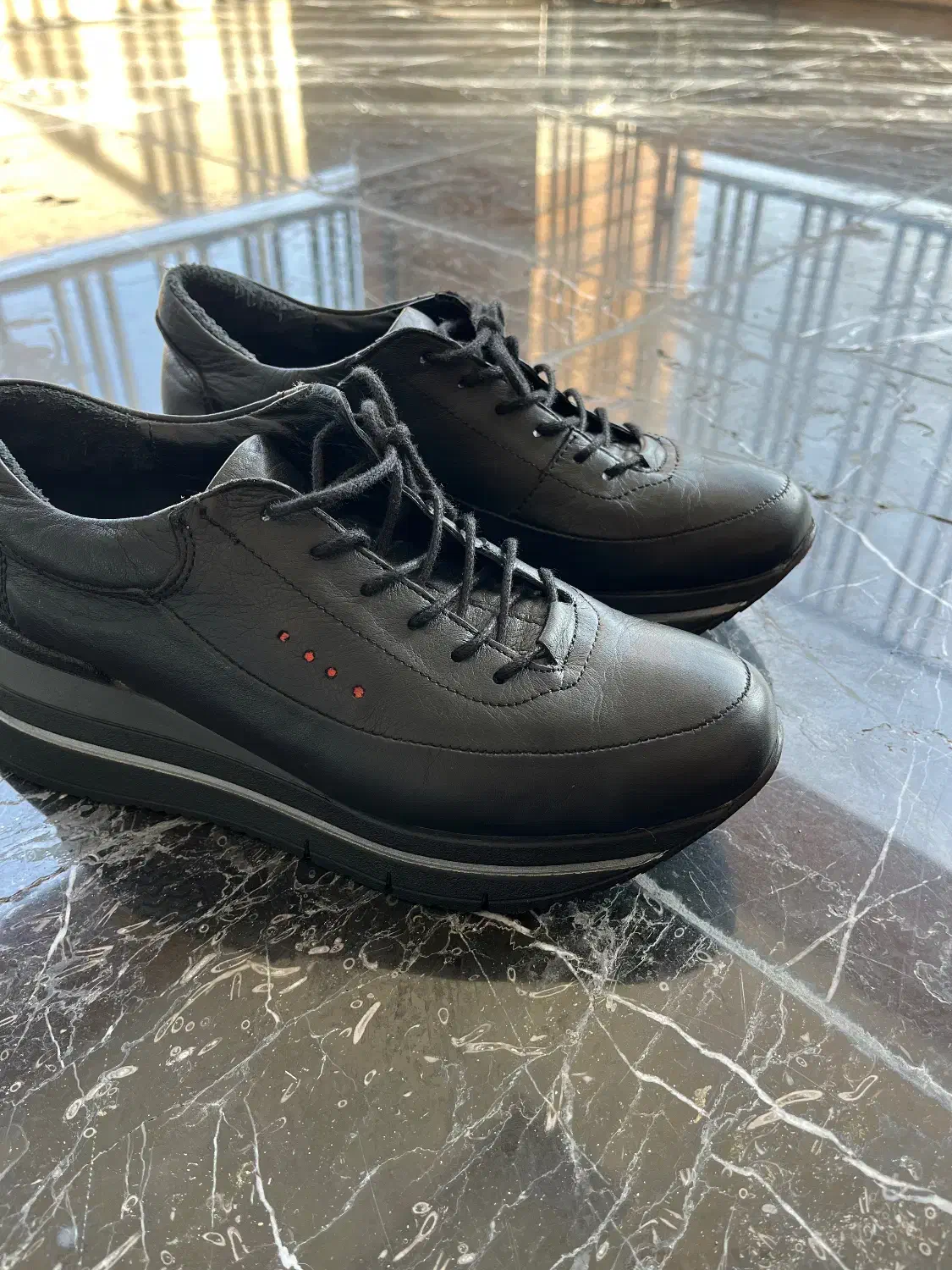 فروش کفش ولوازم خانه|کیف، کفش، کمربند|آبسرد, |دیوار