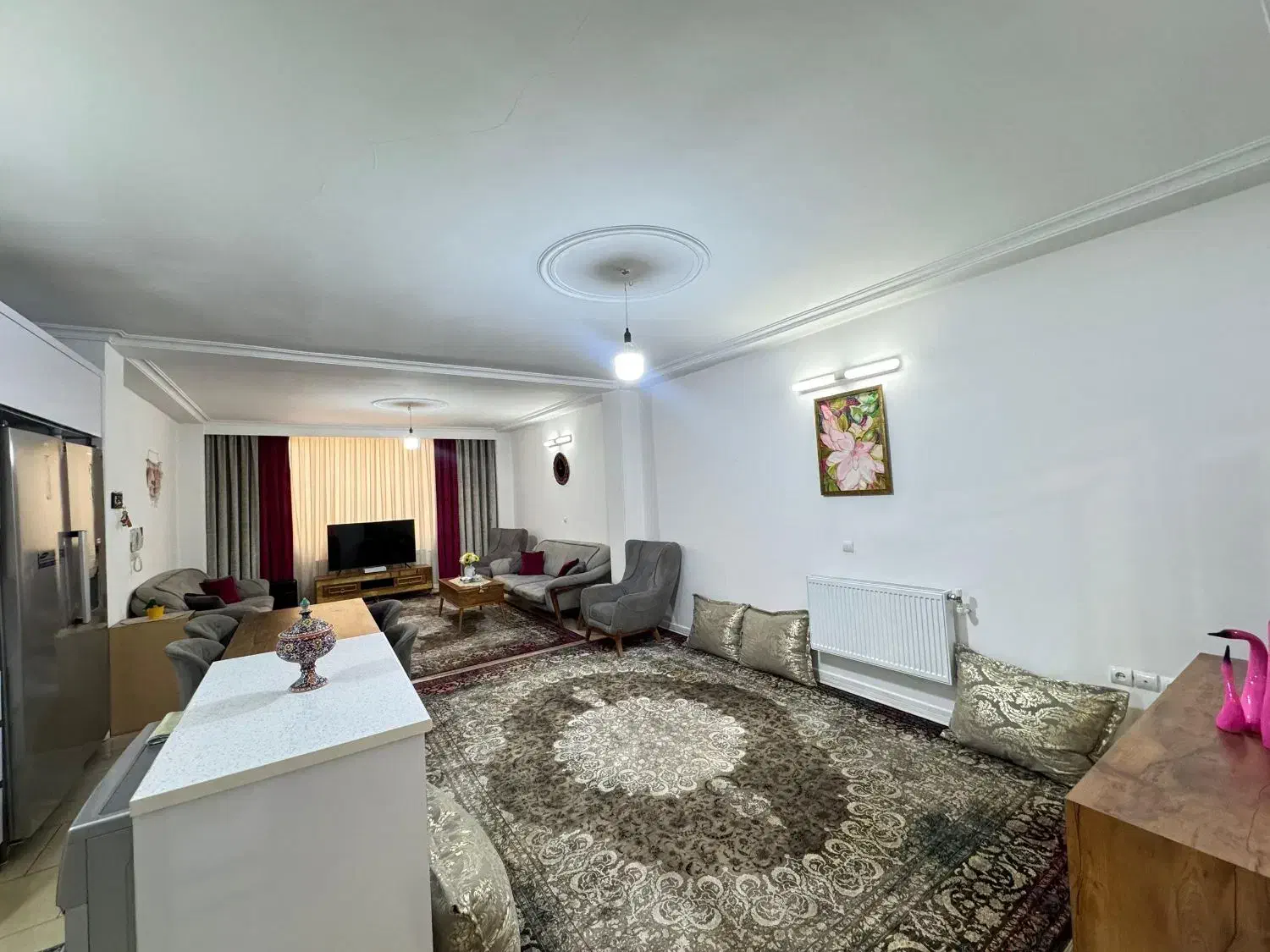 فروش آپارتمان ۹۰ متری|فروش آپارتمان|محلات, |دیوار