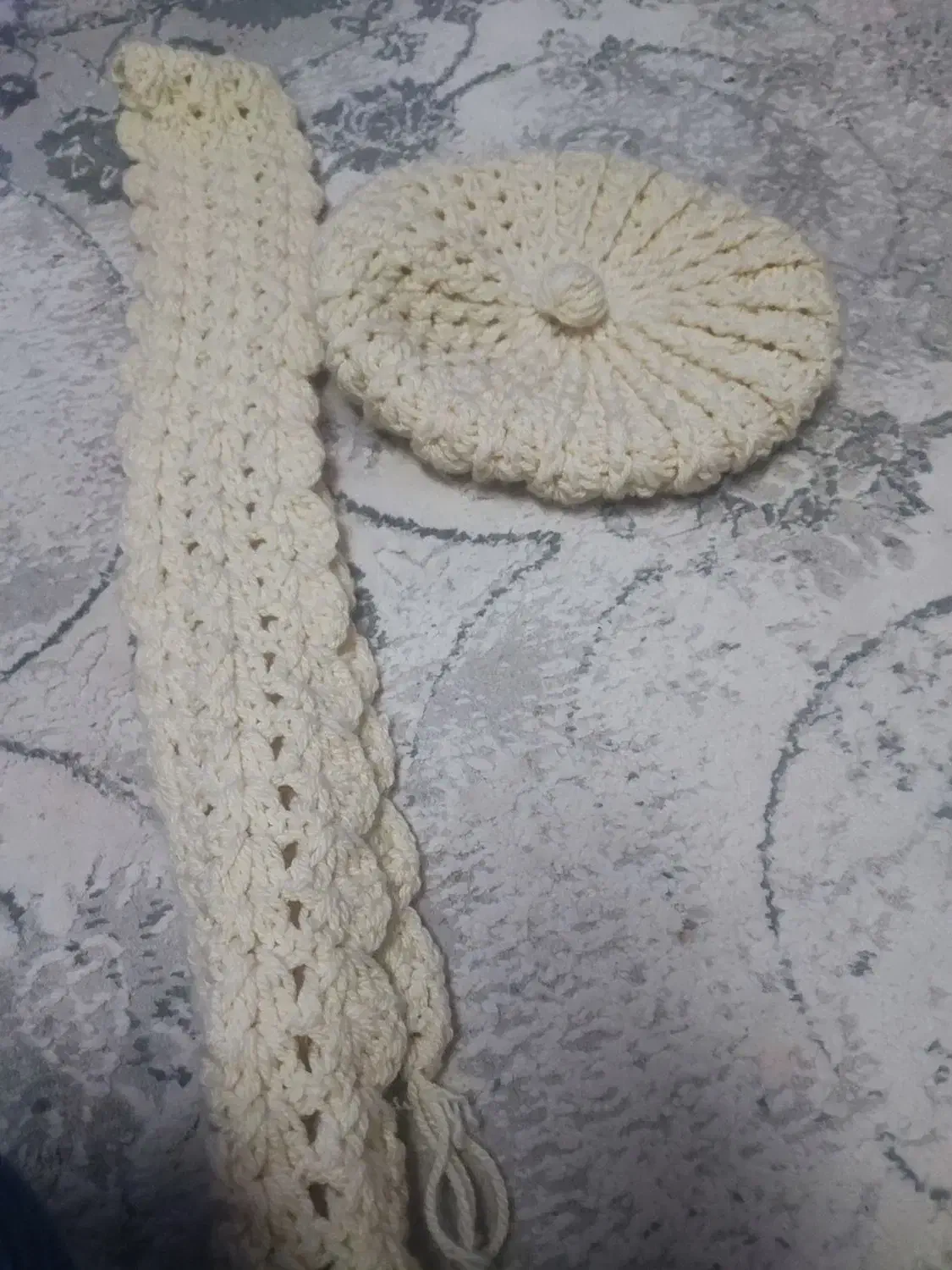 ست کلاه شال کرمی نونو بفروش میرسد|لباس|سنندج, |دیوار