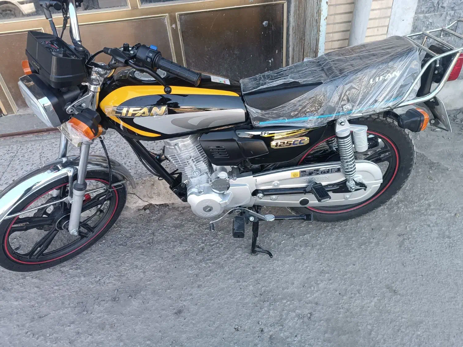 موتور لیفان خشک 125|موتورسیکلت|چابهار, |دیوار