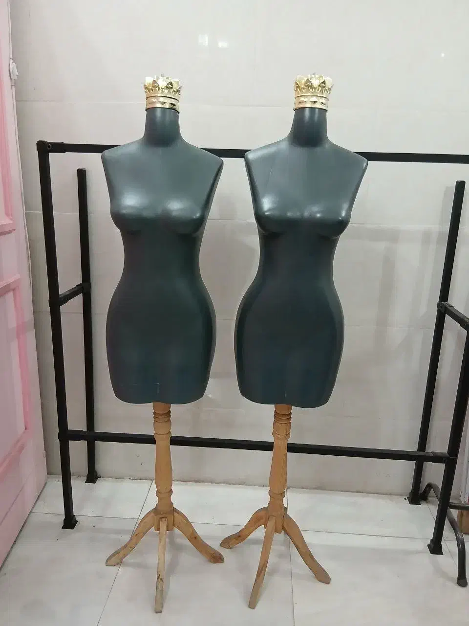 ویترین و دکور مغازه|فروشگاه و مغازه|رشت, استقامت ۲|دیوار