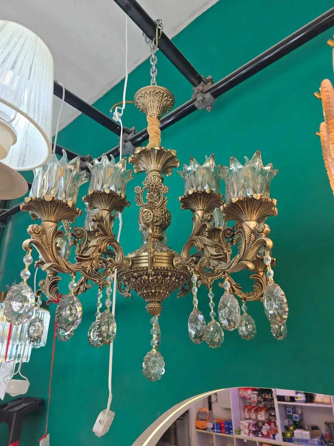 لوستر شاه عباسی ۳ و ۵ و ۸ شاخه (پرداخت نقدی و چک)|لوستر و چراغ آویز|بیرجند, |دیوار