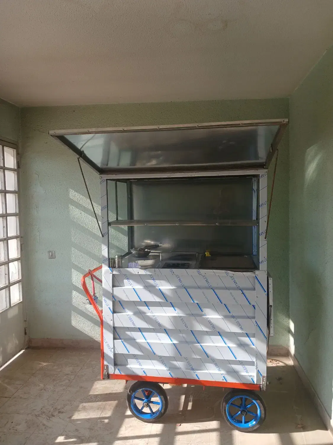 فر فلافل. فست فود سیار|کافی‌شاپ و رستوران|گرمدره, |دیوار