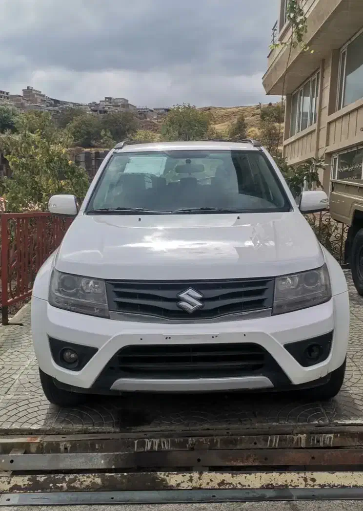 سوزوکی ویتارا مونتاژ اتوماتیک 2400cc، مدل ۱۳۹۵|خودرو سواری و وانت|اصفهان, سپاهان‌شهر|دیوار