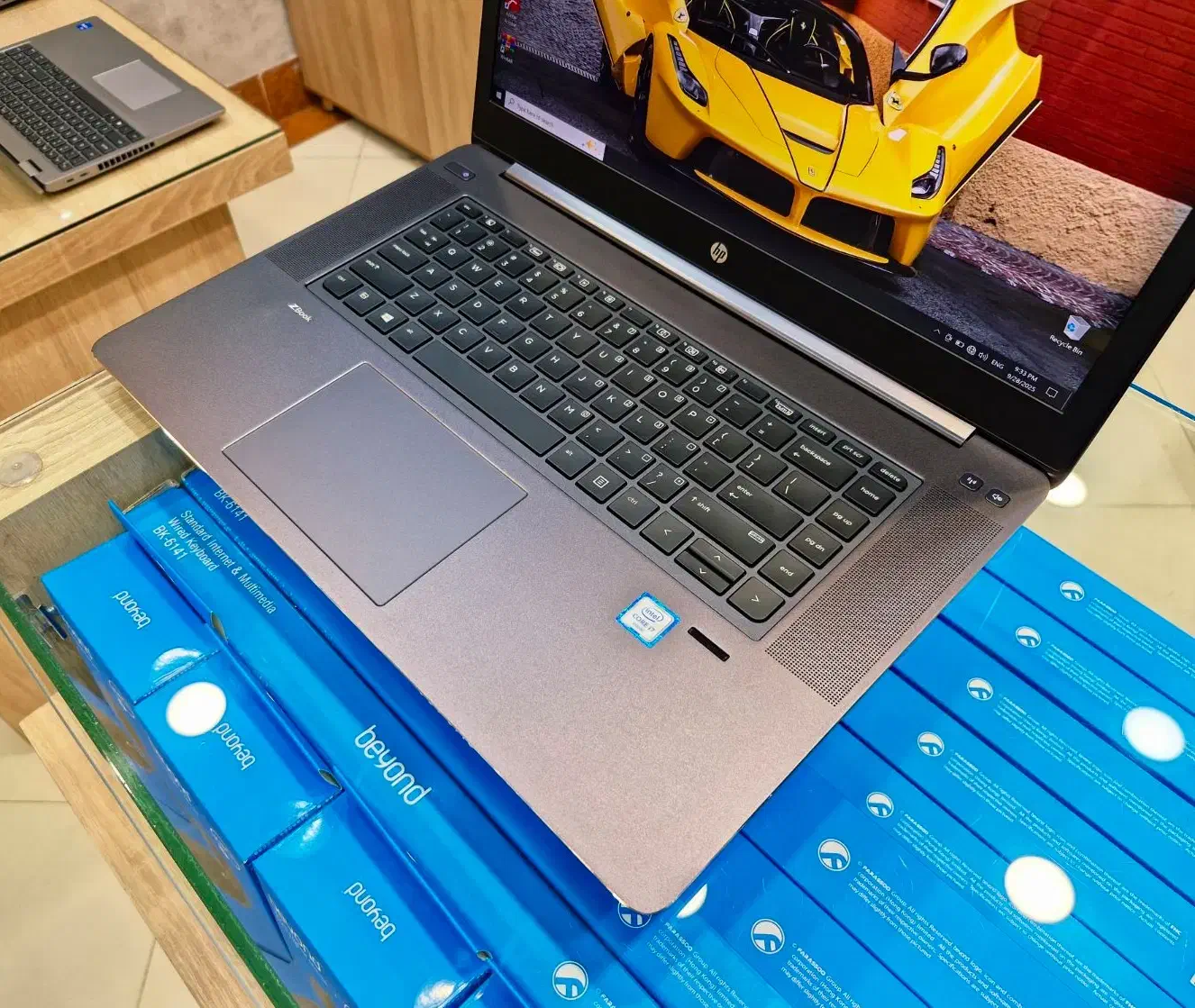 لپ تاپ حرفه ای HP Core i7 / صفحه نمایش 4K|رایانه همراه|قزوین, |دیوار
