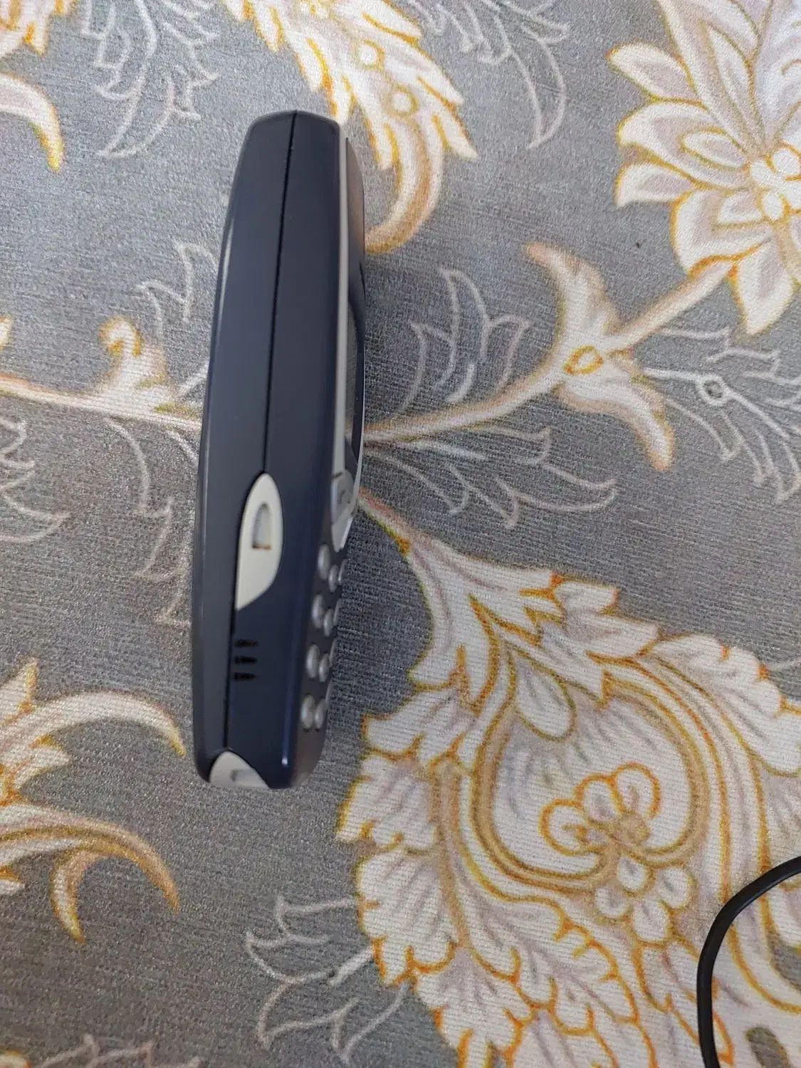 نوکیا 3310 فنلاند اصل نو نو با شارژر فابریک سالم|موبایل|مشهد, ایثارگران|دیوار