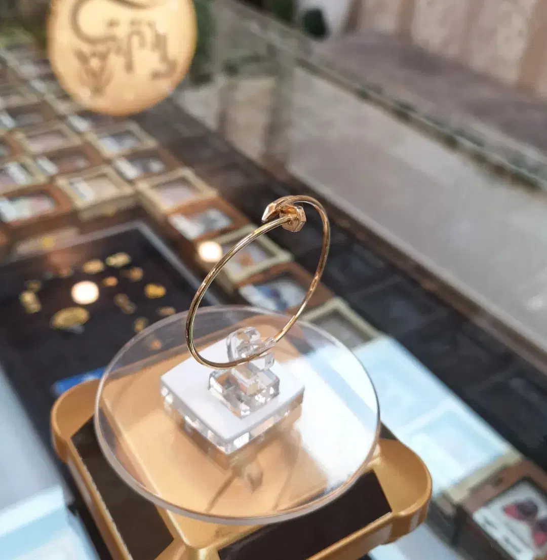 دستبند بنگل بدون اجرت ومالیات فقط با ۵ درصد|جواهرات|رشت, فلسطین|دیوار