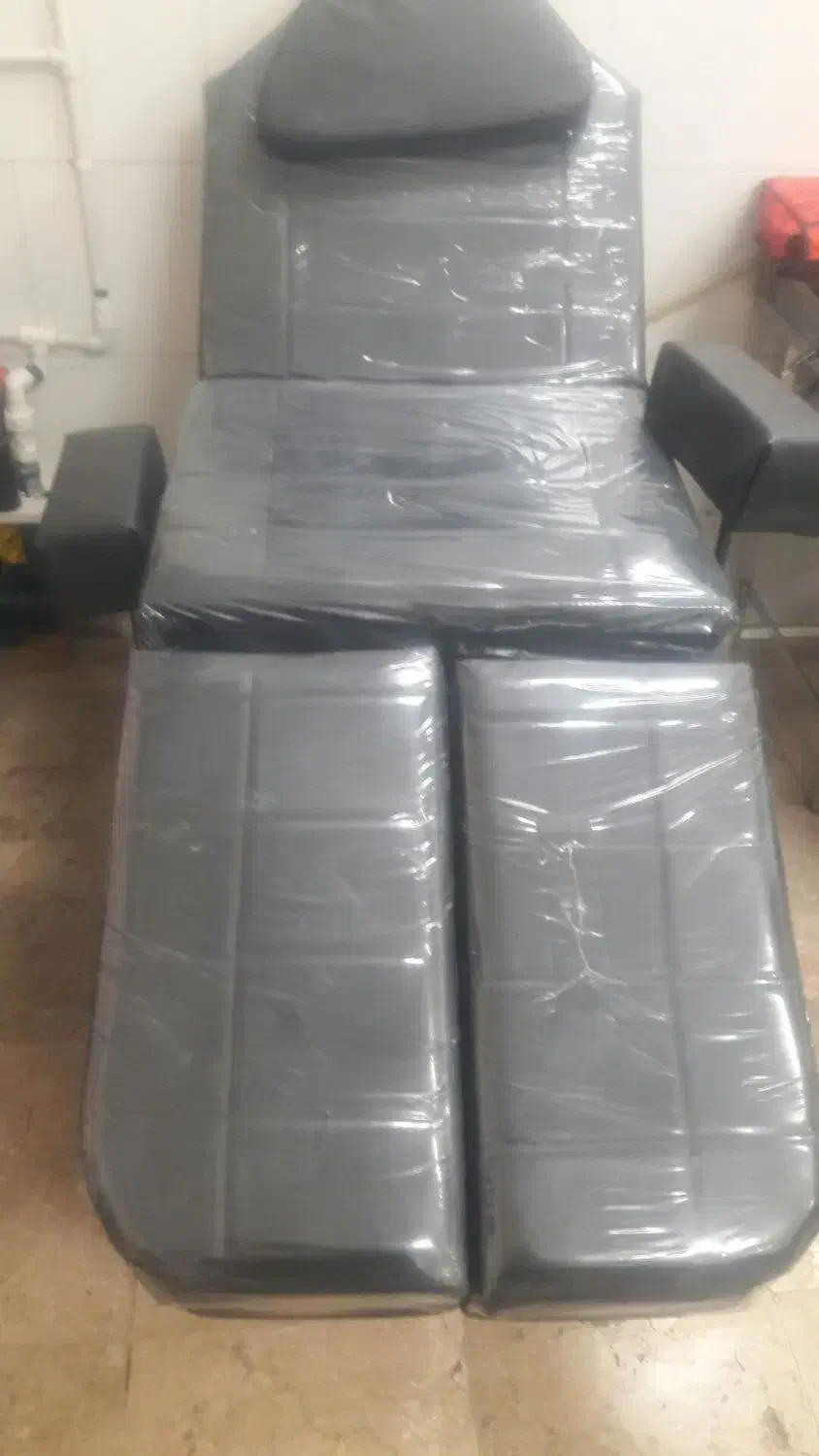 تخت اپیلاسیون و تخته تتو|آرایشگاه و سالن‌های زیبایی|اسلام‌شهر, زرافشان|دیوار