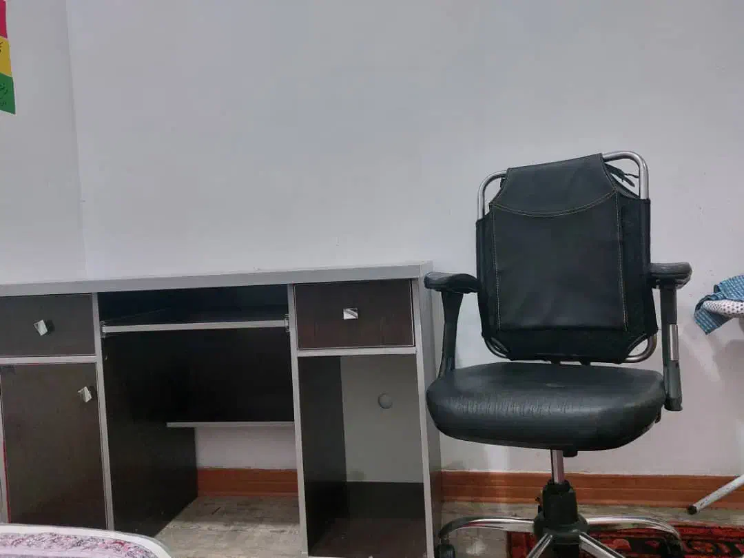 میز و صندلی|دفتر کار|دهلران, |دیوار