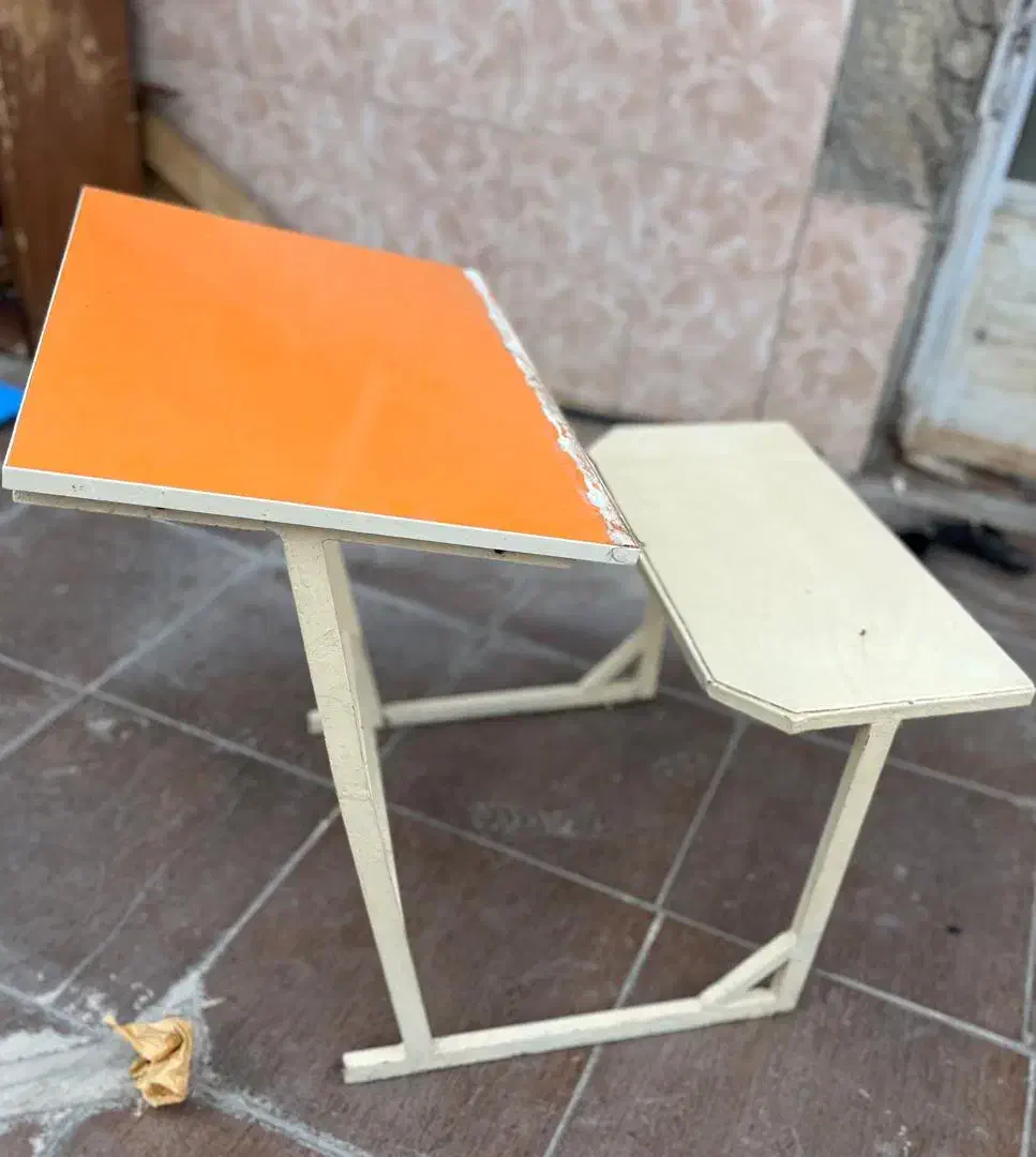 نیمکت|صندلی و نیمکت|خرم‌آباد, |دیوار