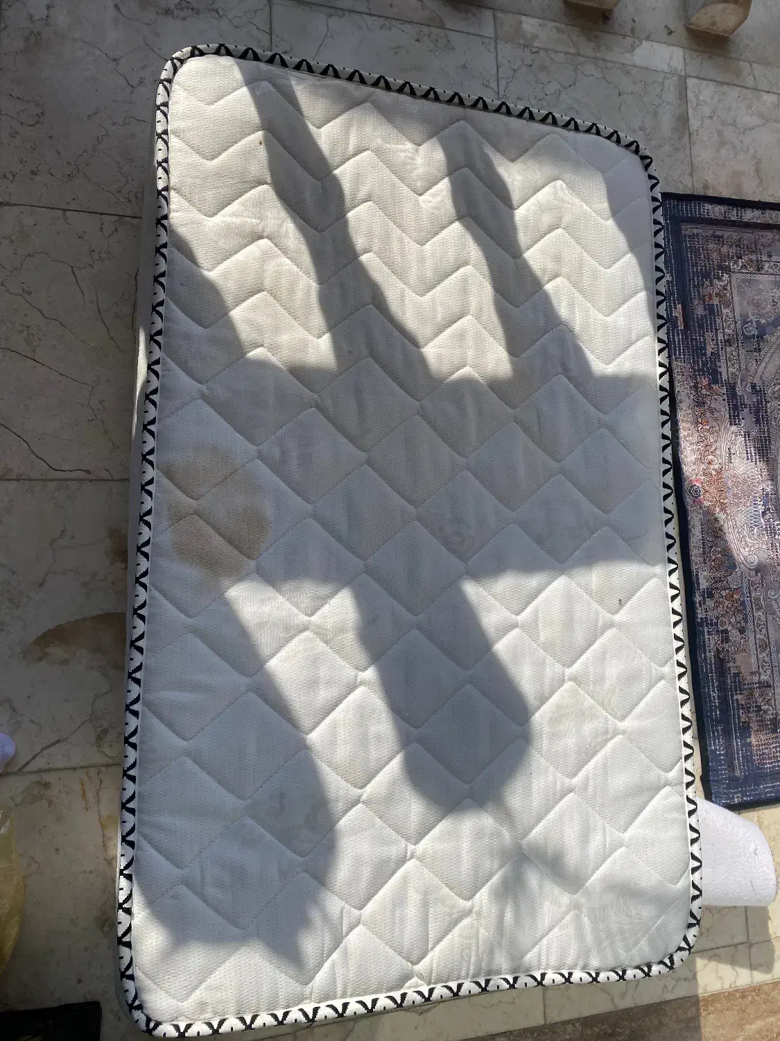 تشک|تشک تختخواب|رشت, گلسار|دیوار