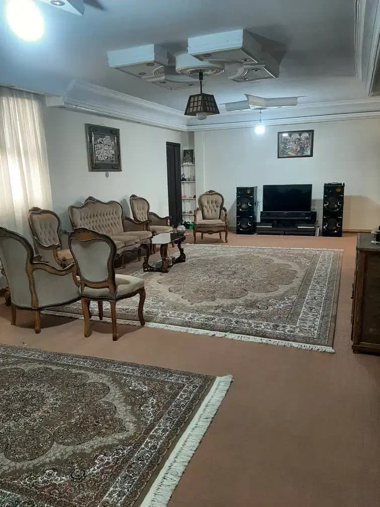 ۱۱۵ متر ۲ خواب تک واحدی خلیفه لو|اجارهٔ آپارتمان|تهران, کیانشهر|دیوار