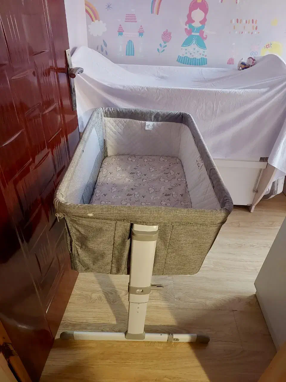 تخت کنار مادر دلیجان مدل ویرا در حد نو|تخت و صندلی بچه|تهران, سردارجنگل|دیوار