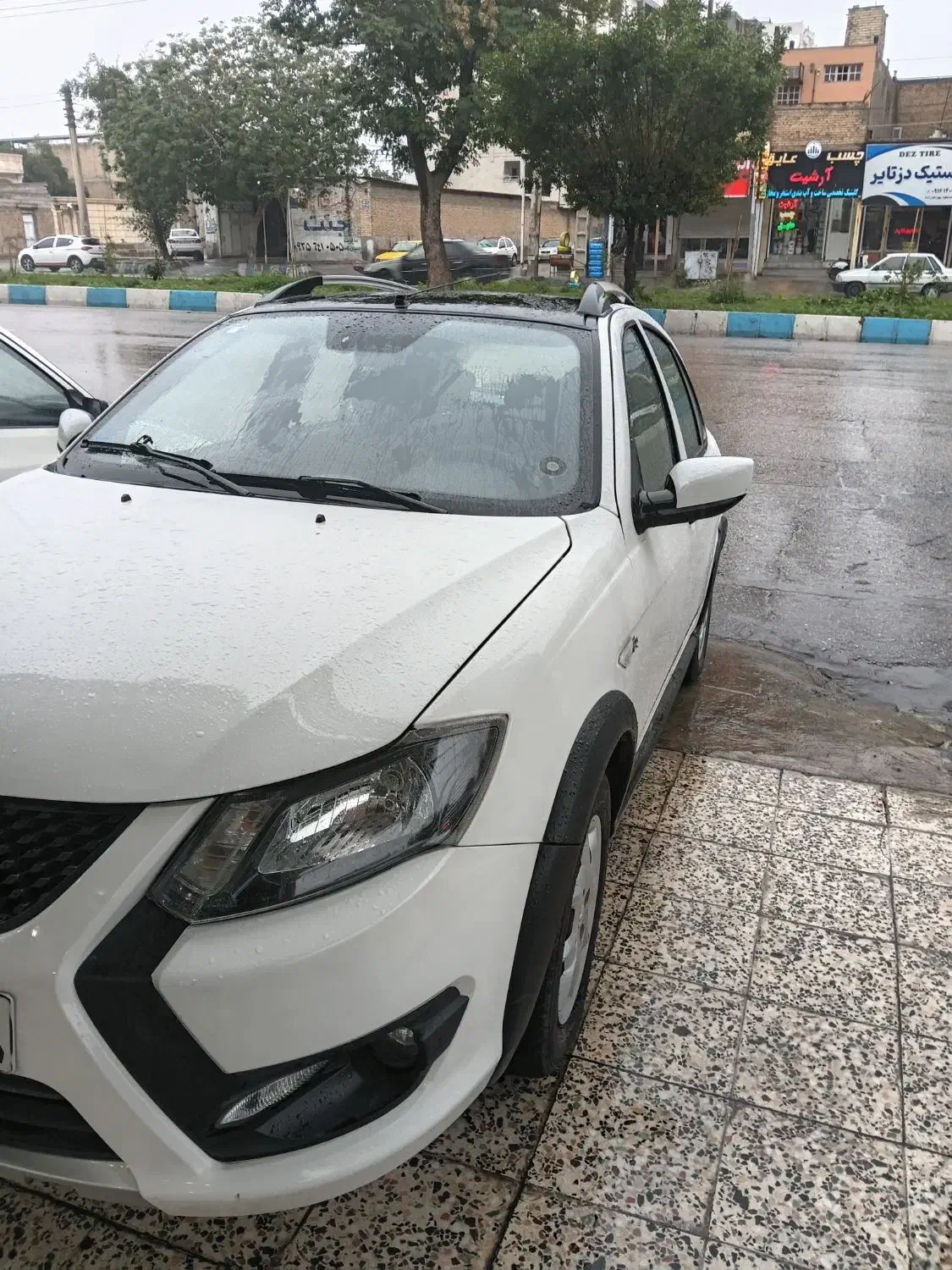 کوییک آرسقف مشکی|خودرو سواری و وانت|دزفول, |دیوار