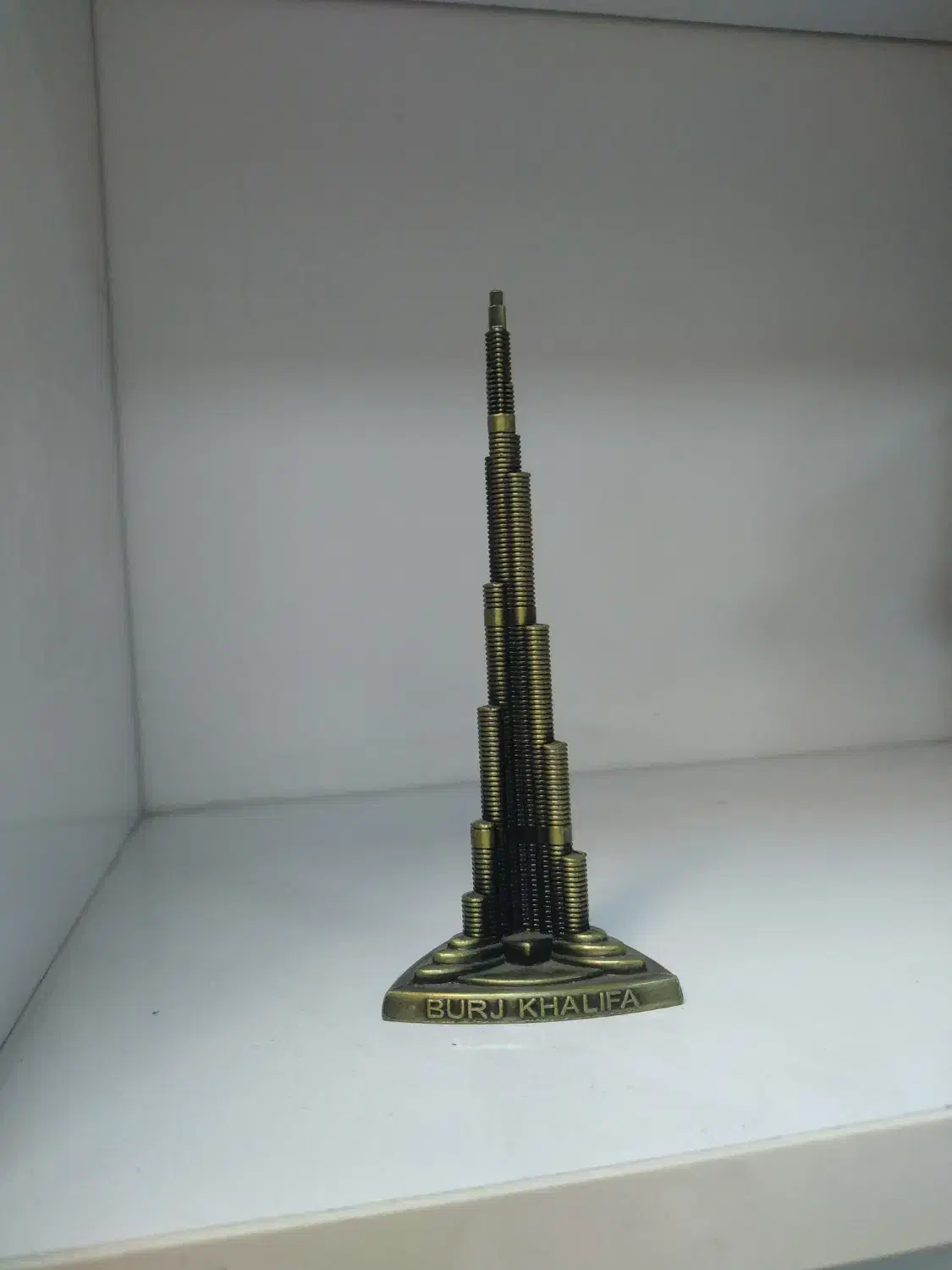مجسمه برج خلیفه|مجسمه، تندیس، ماکت|بابل, |دیوار