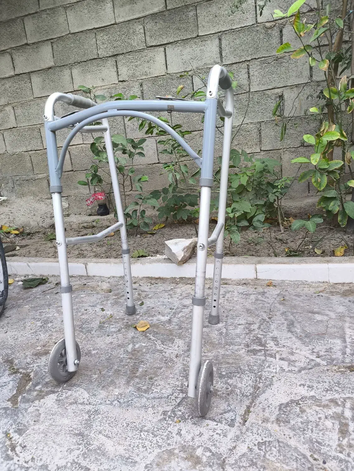 واکر|آرایشی، بهداشتی، درمانی|سرپل ذهاب, |دیوار