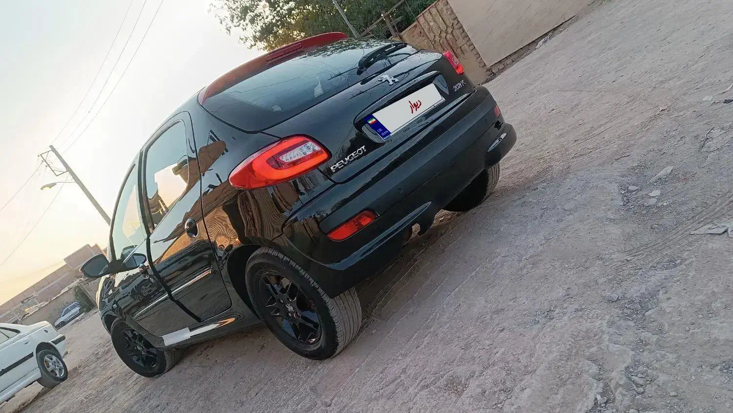 207 mc|خودرو سواری و وانت|سیرجان, |دیوار