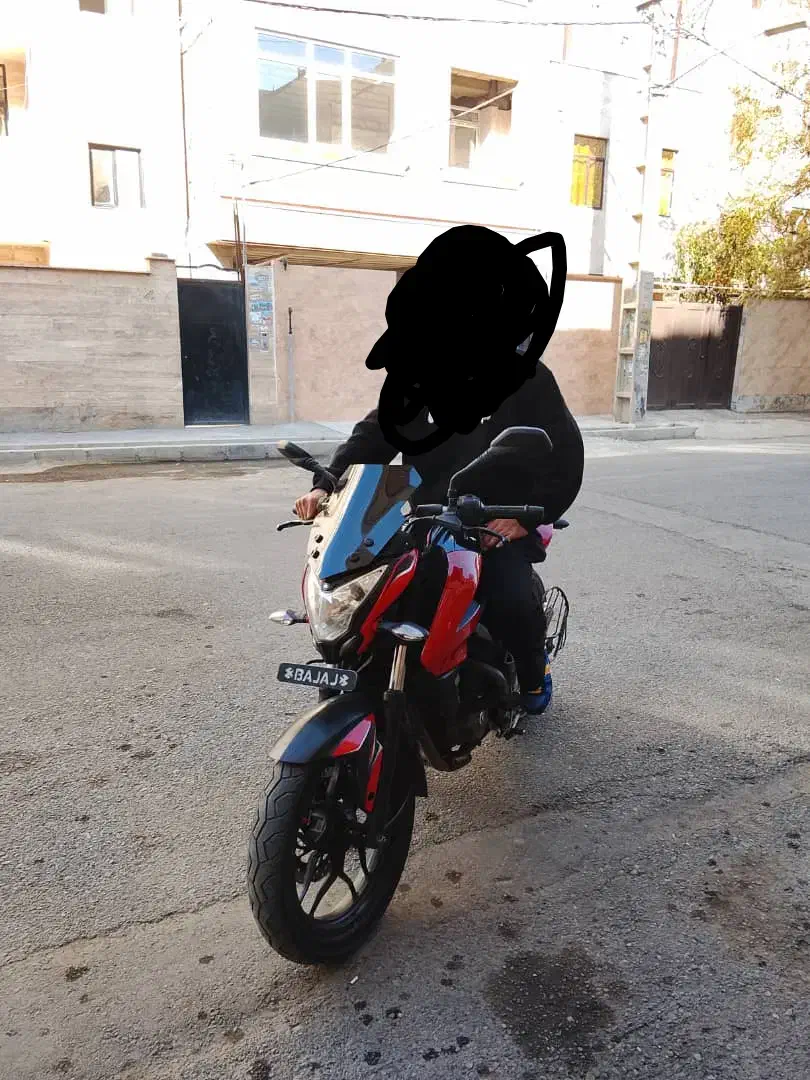 ان اس ۲۰۰ مدل ۹۳|موتورسیکلت|صباشهر, |دیوار