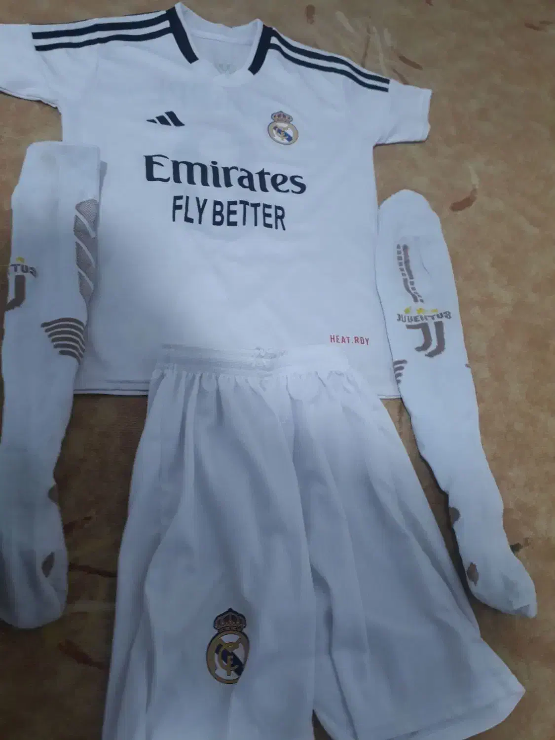 لباس|لباس|دماوند, دماوند|دیوار