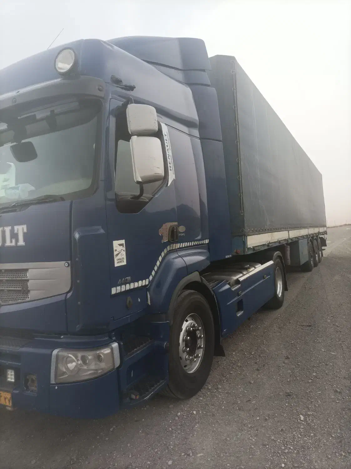 رنو پریمیوم مدل ۲۰۰۷|خودرو سنگین|سلماس, |دیوار