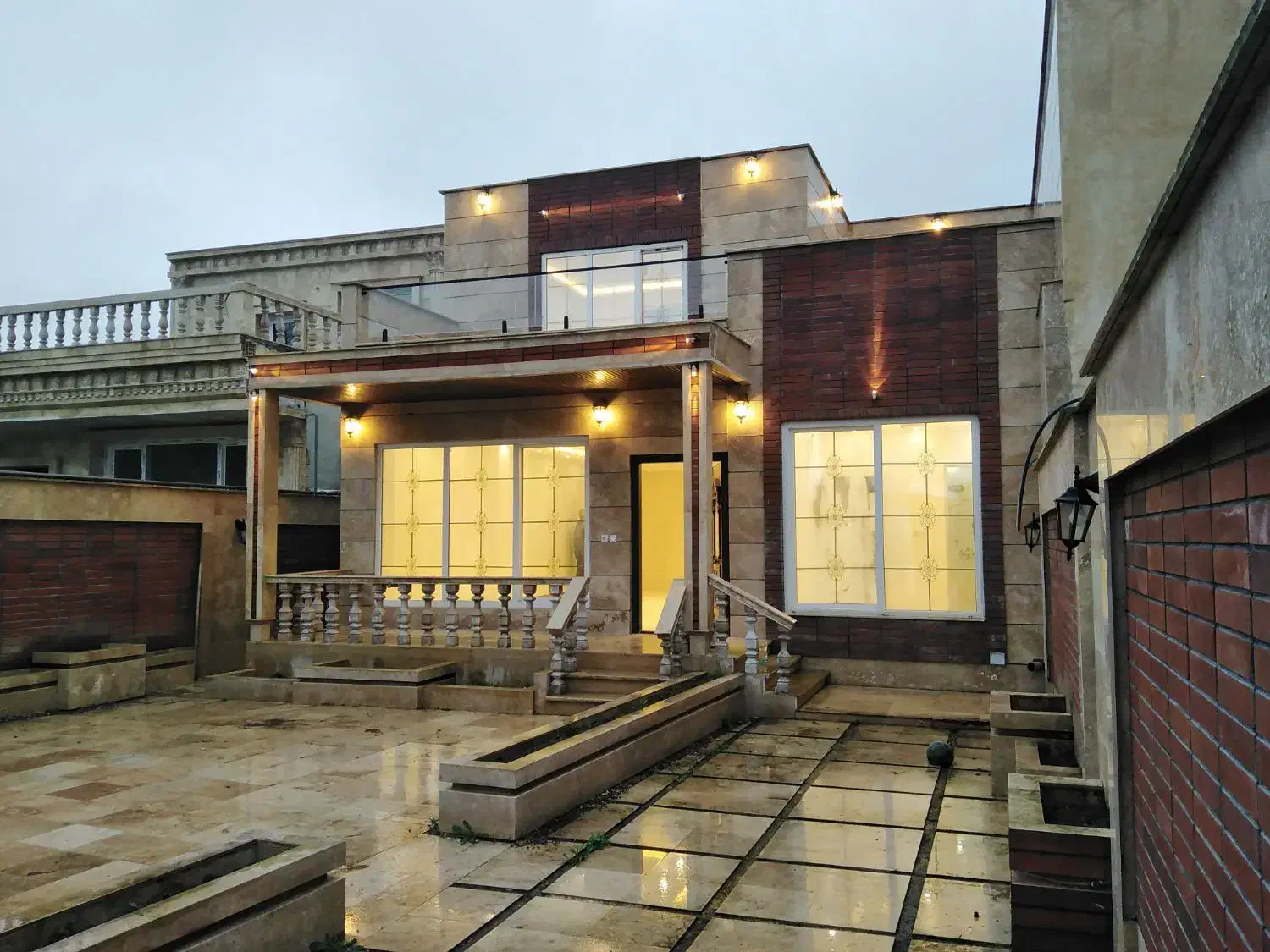 250متر ویلا دوبلکس شهری سنددار نوساز|فروش خانه و ویلا|رضوانشهر, |دیوار