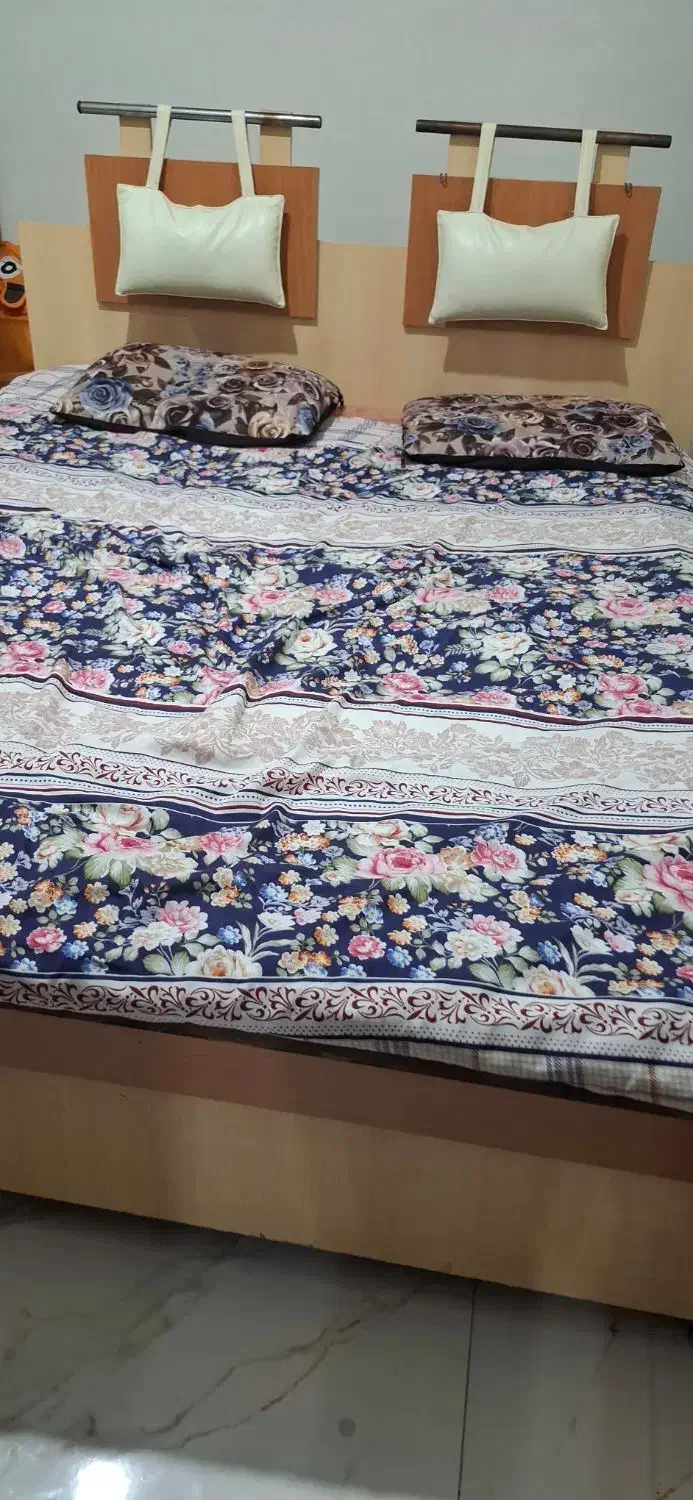 تخت دونفره  ام دی اف به همراه تشک رویا ودوتاپاتختی|تخت و سرویس خواب|اسلام‌شهر, شهرک واوان|دیوار