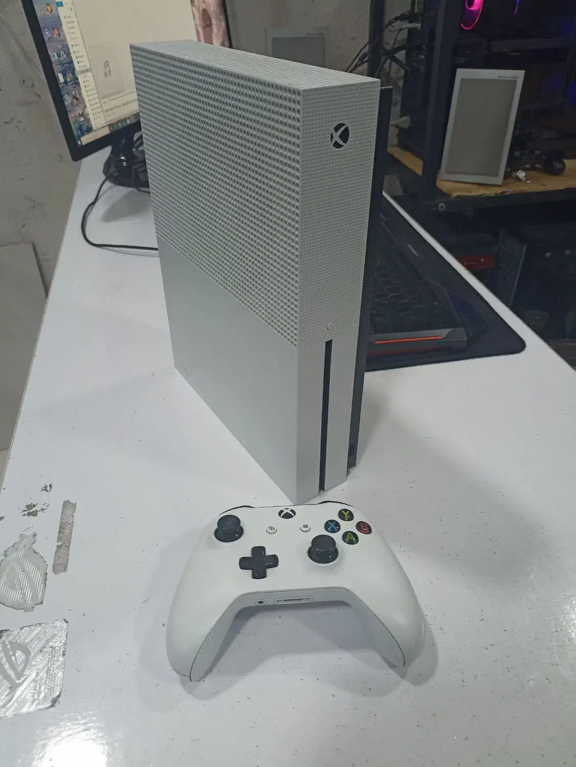 xbox one s|کنسول، بازی ویدئویی و آنلاین|شیراز, ارم|دیوار